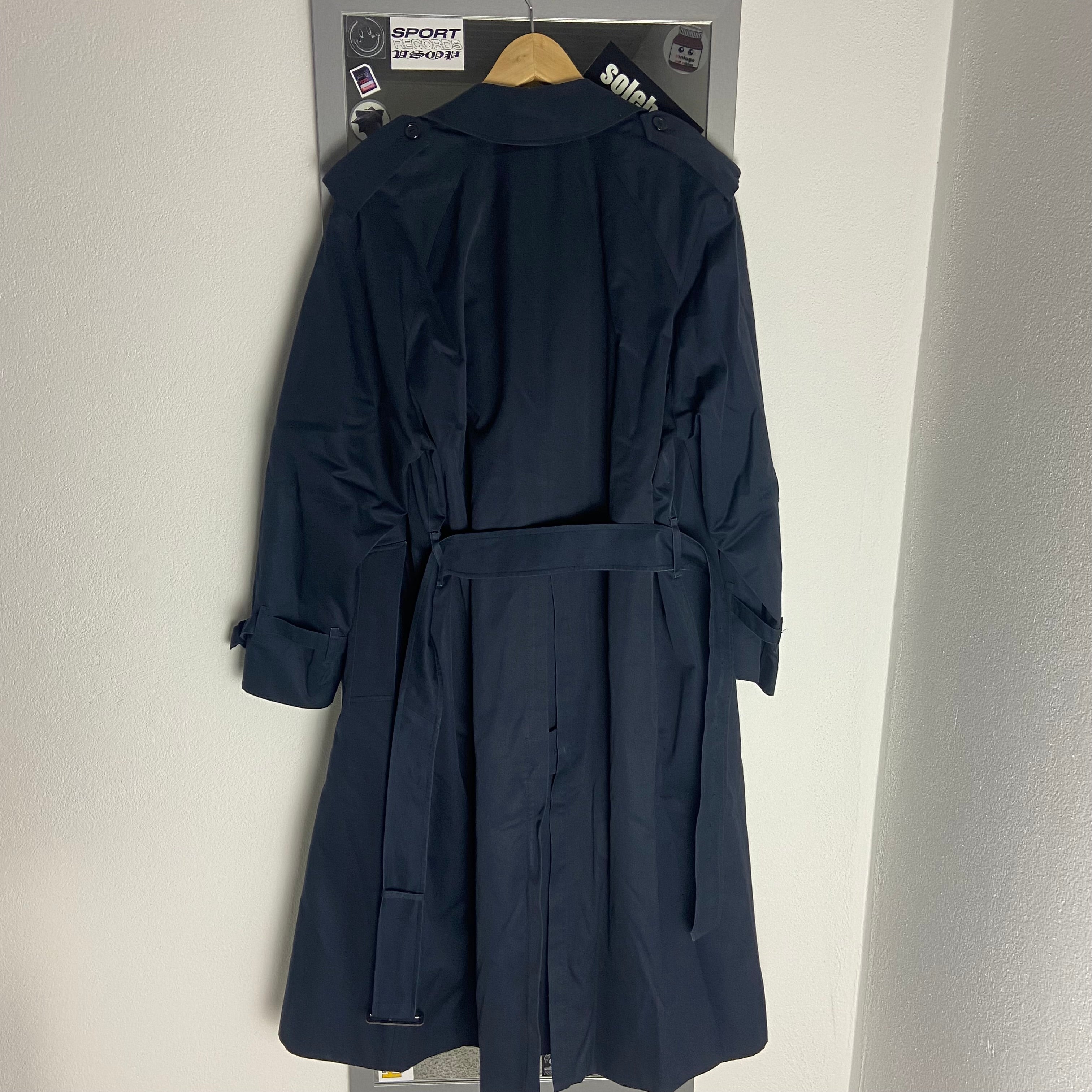 Burberry Trenchcoat Size 50/L with Inlet