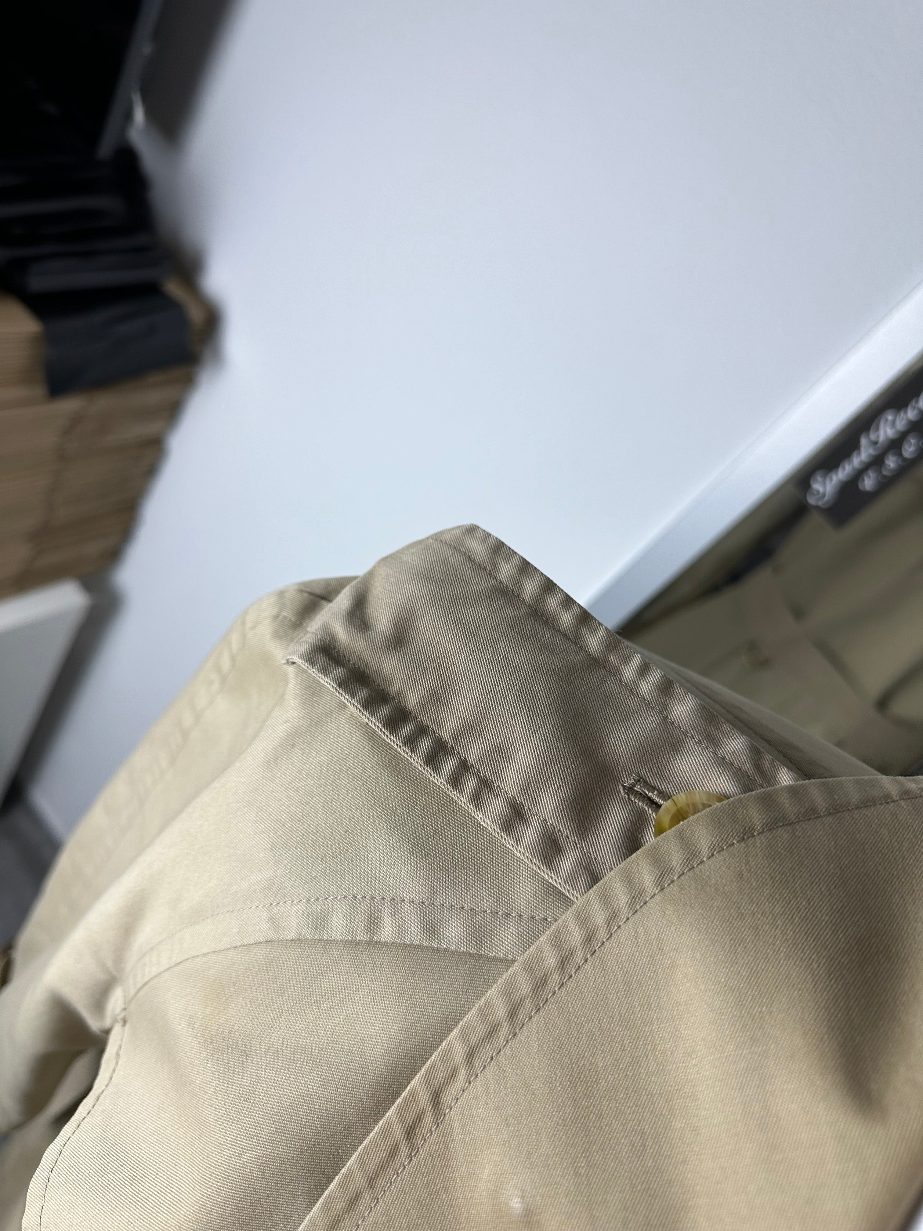 Burberrys Trenchcoat (48/M) including Inlet