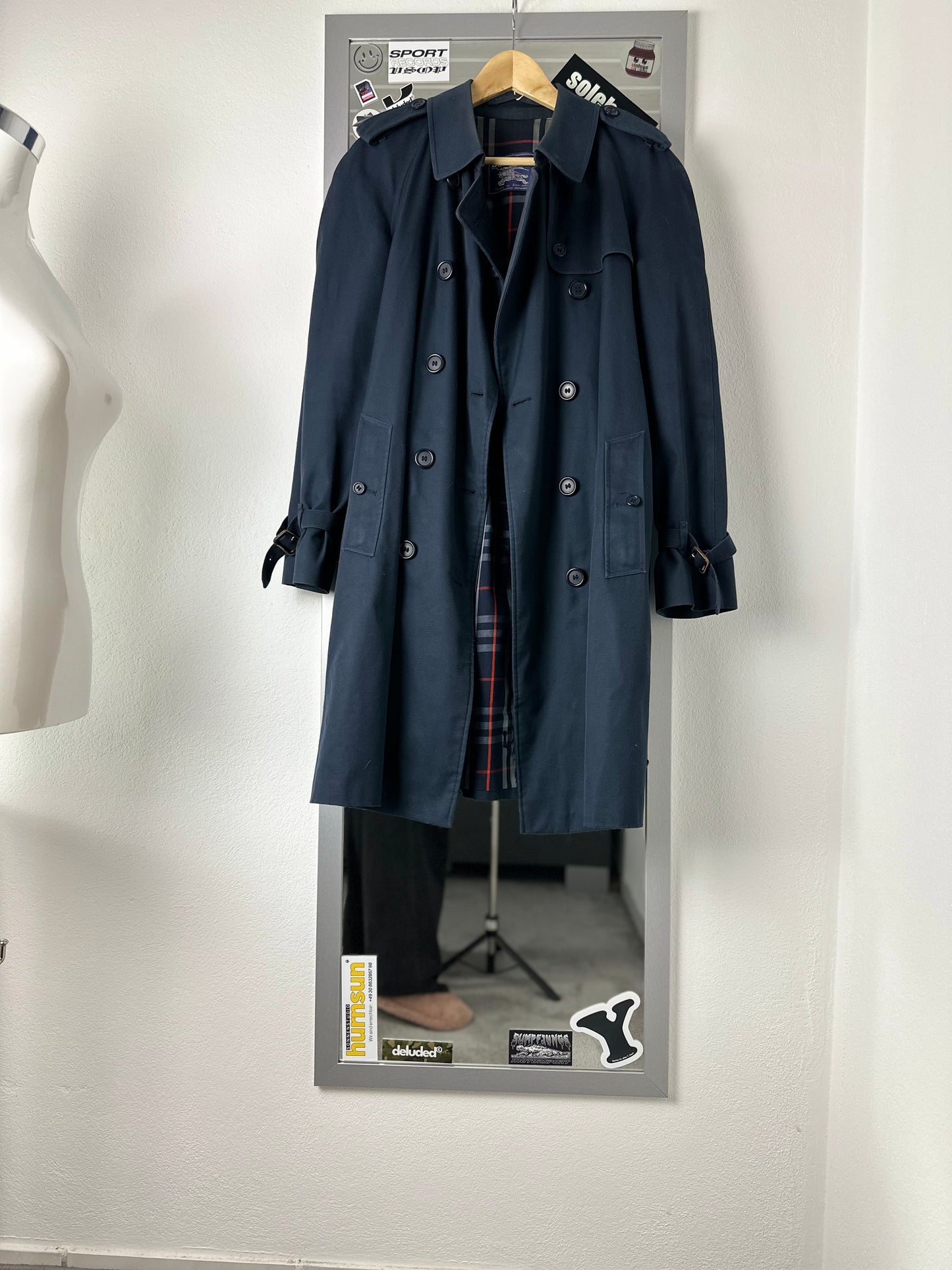 Burberrys Trenchcoat (12/M)