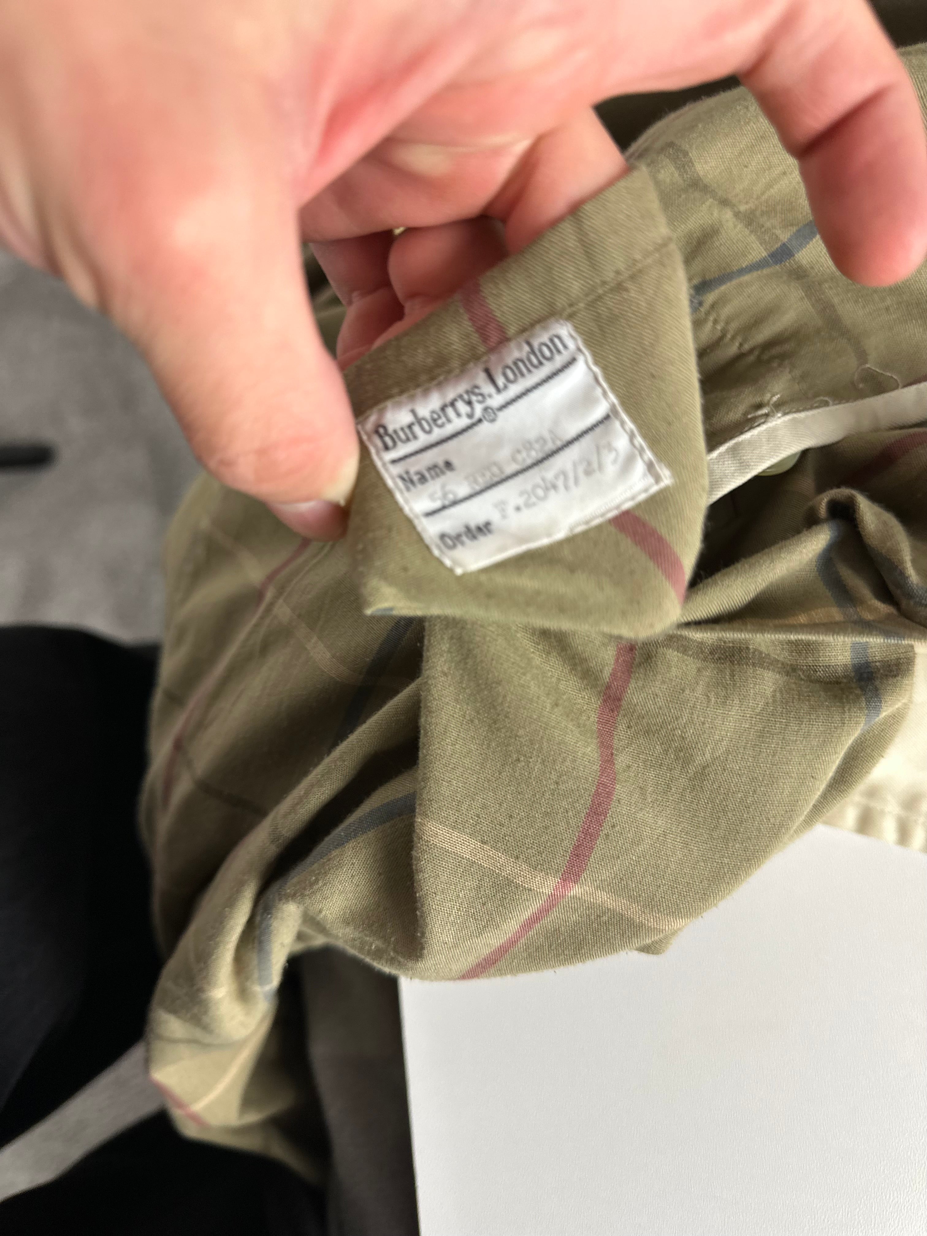 Burberrys Trenchcoat (52/L)