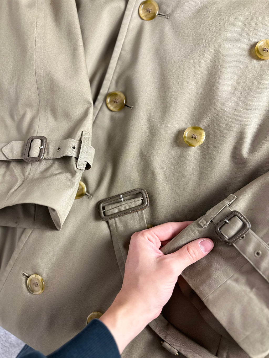 Burberrys Trenchcoat (52/L) including Inlet