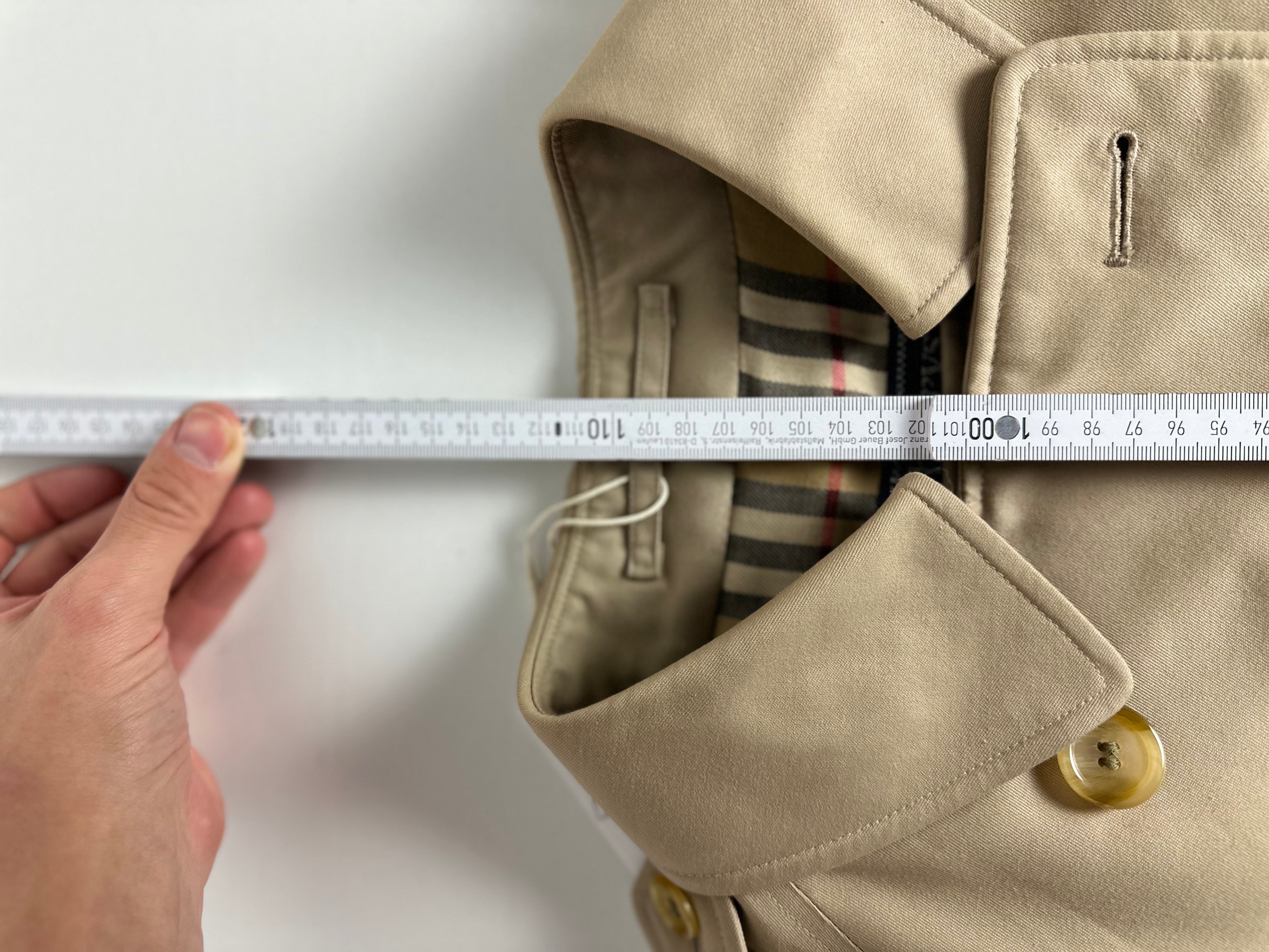Burberrys Trenchcoat (12/M)
