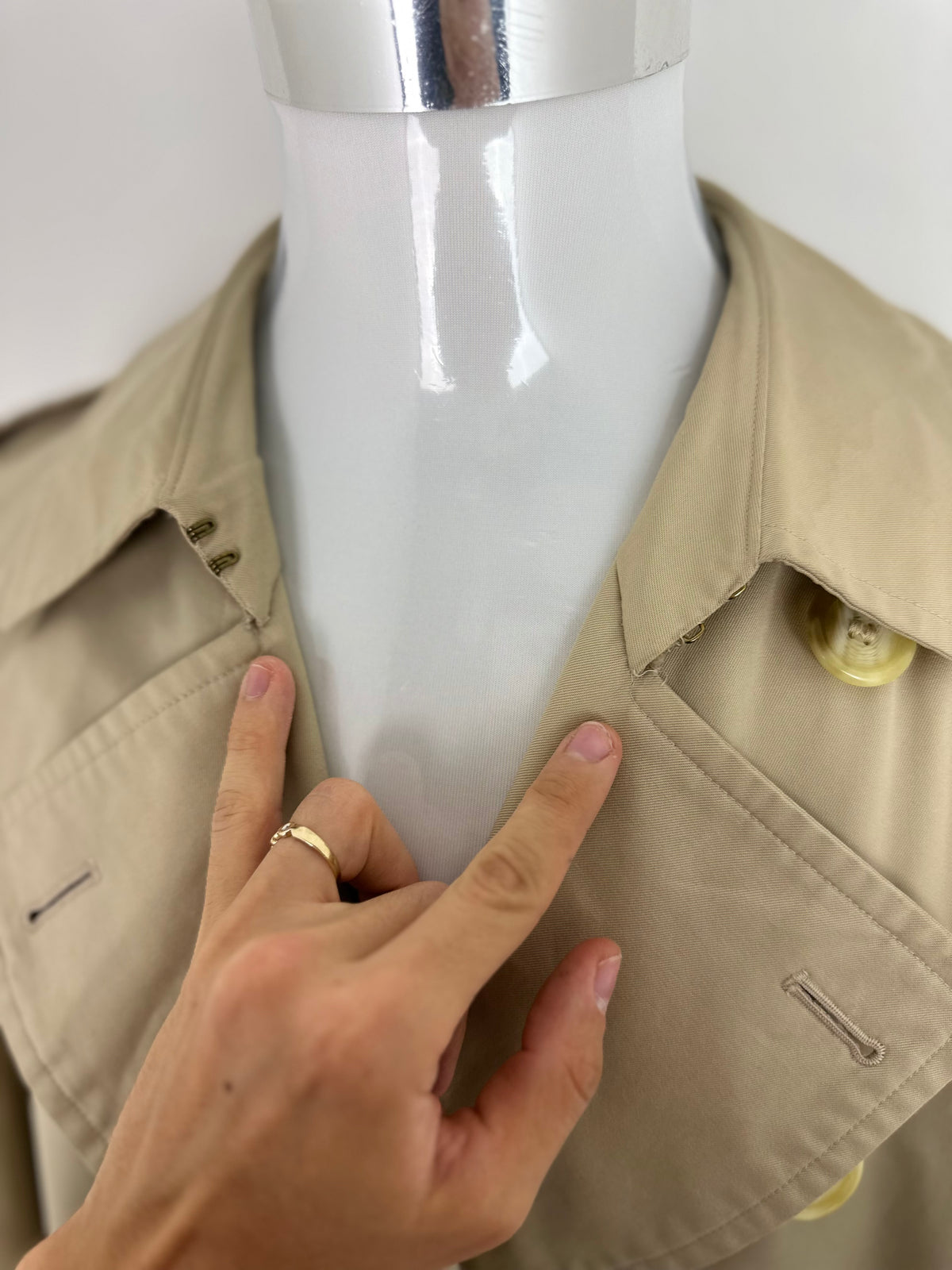 Vintage Burberry Trench Coat Creme Size 52 L