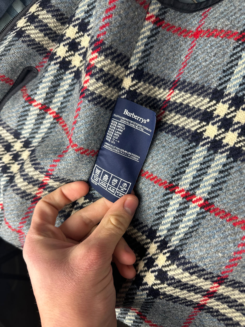 Burberrys Carcoat (48/M) including Inlet