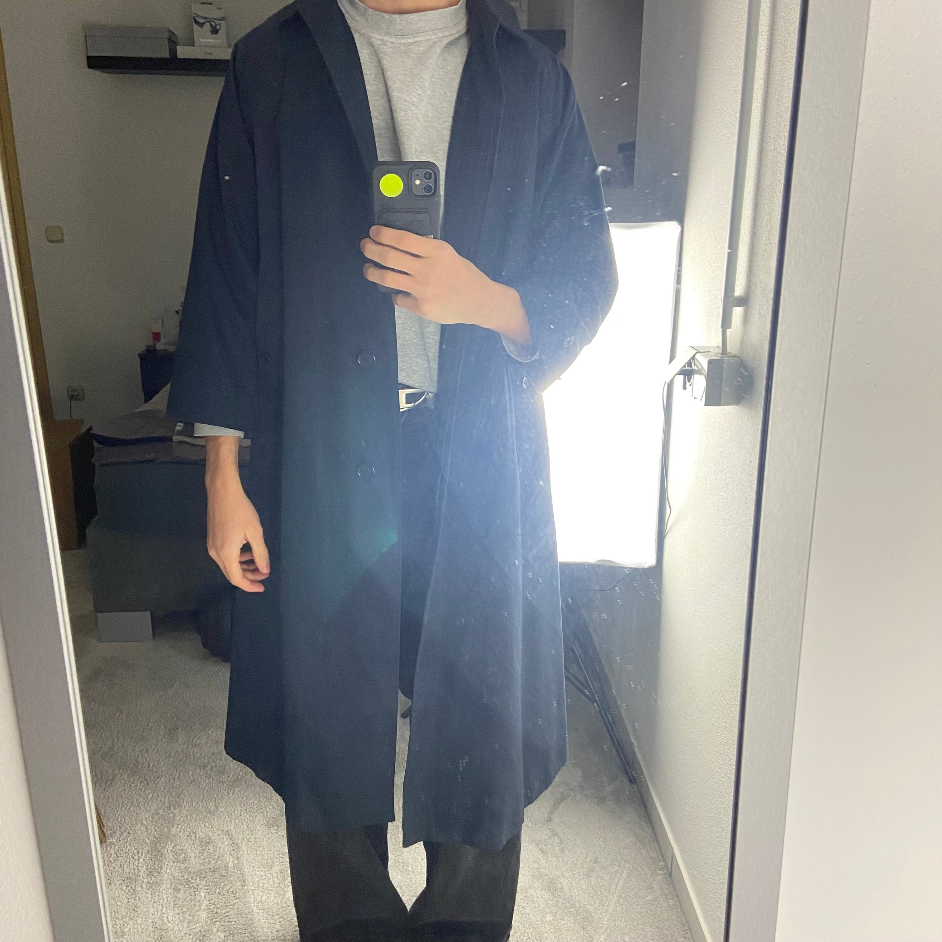 Burberry Trenchcoat Size 12/M with inlet