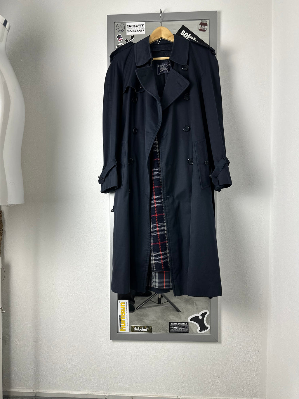 Burberrys Trenchcoat (46/S) including Inlet