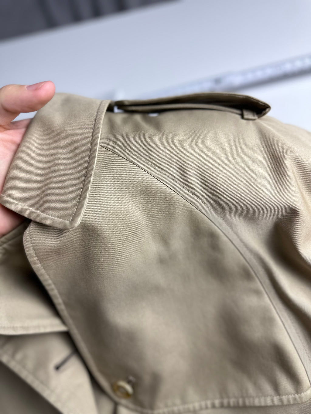 Burberrys Trenchcoat (12/M)