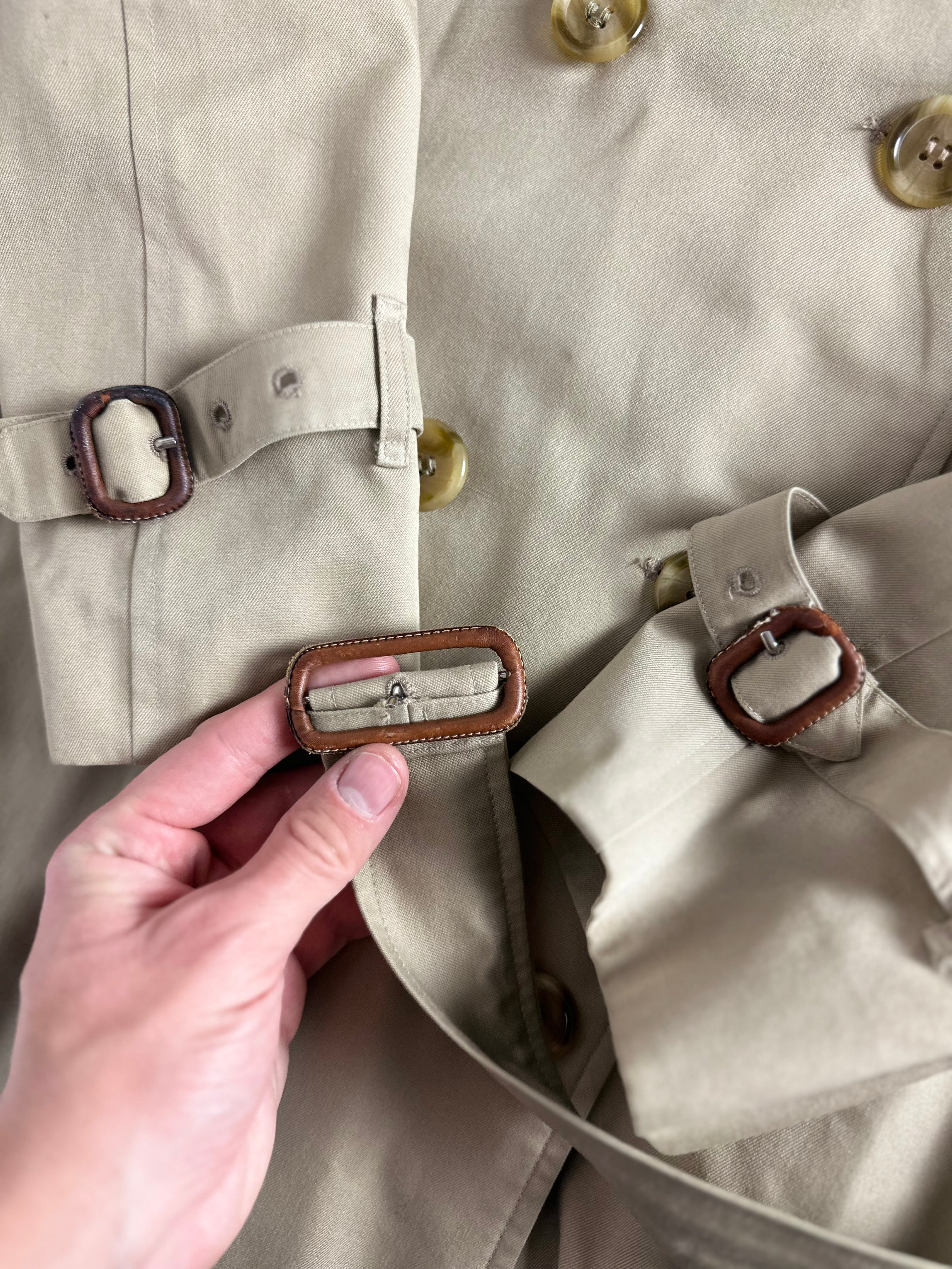 Burberrys Trenchcoat (12/M)