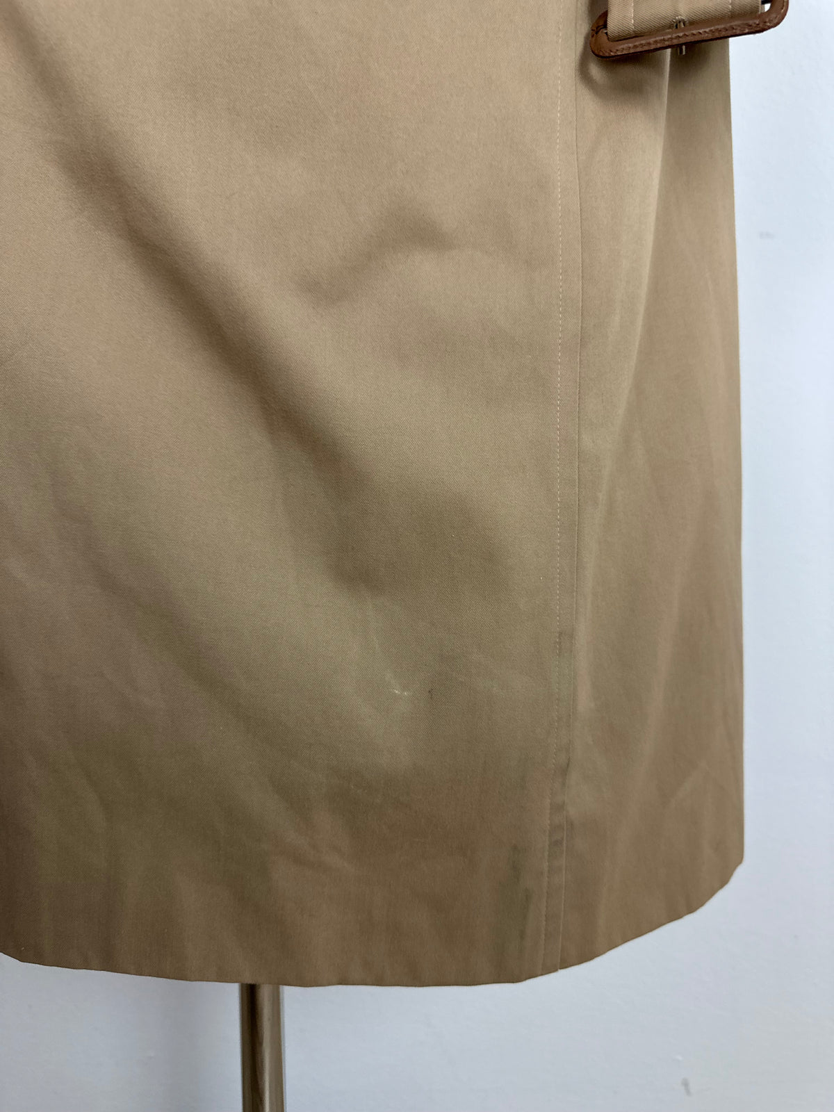 Vintage Burberry Trench Coat Beige Size 50 L With Lining