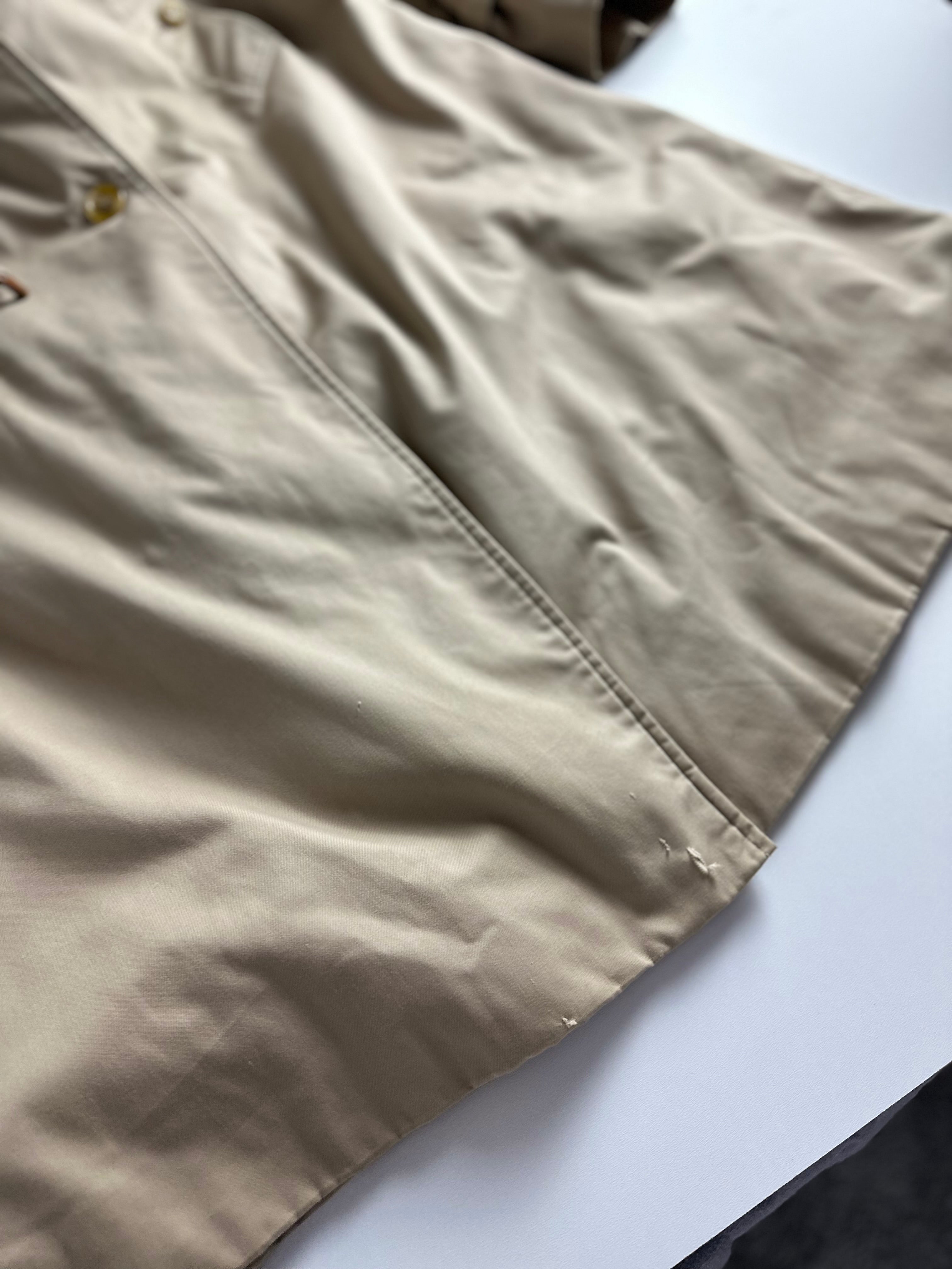 Burberrys Trenchcoat (14/L) including Inlet