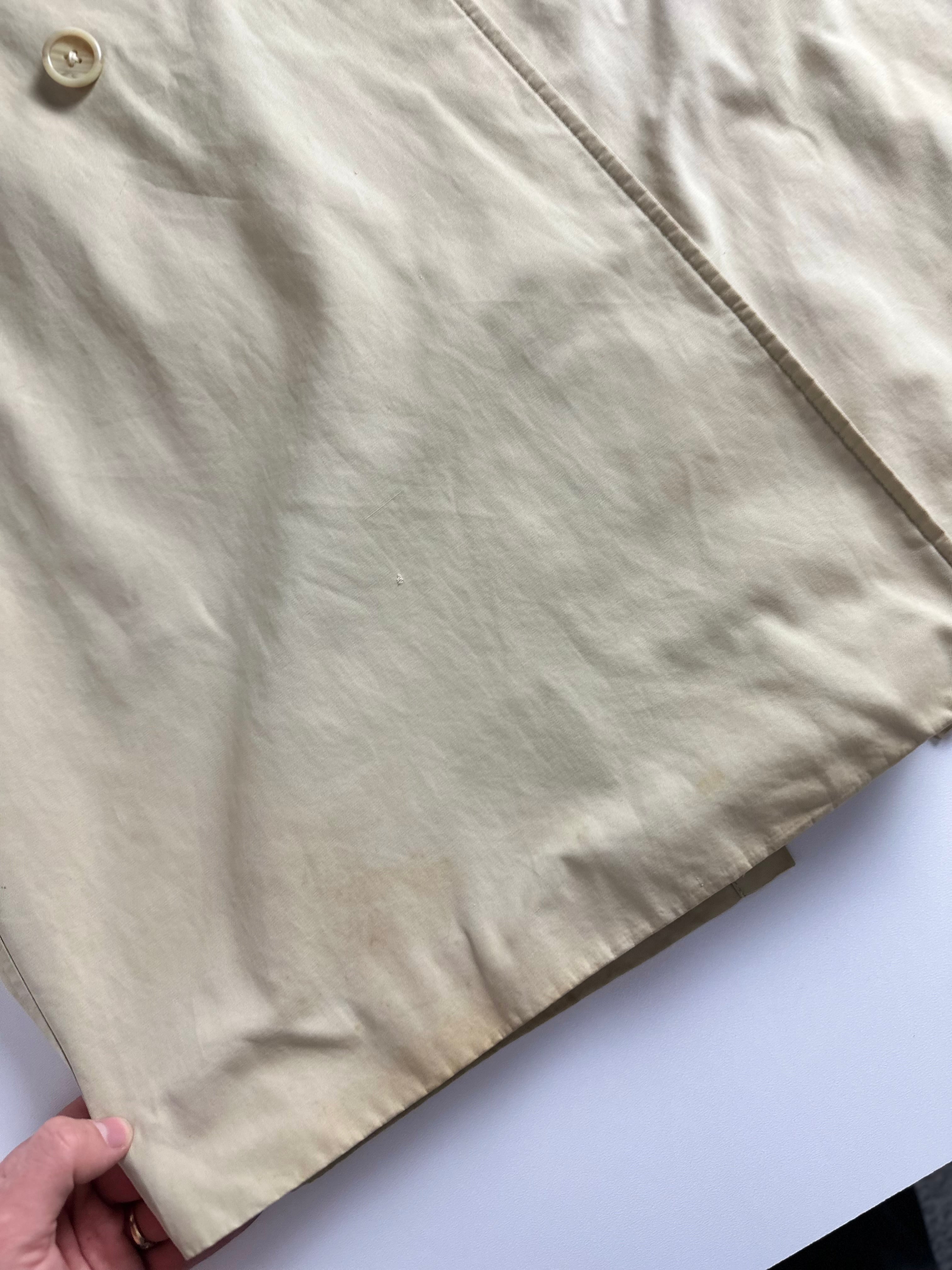 Burberrys Trenchcoat (10/S)