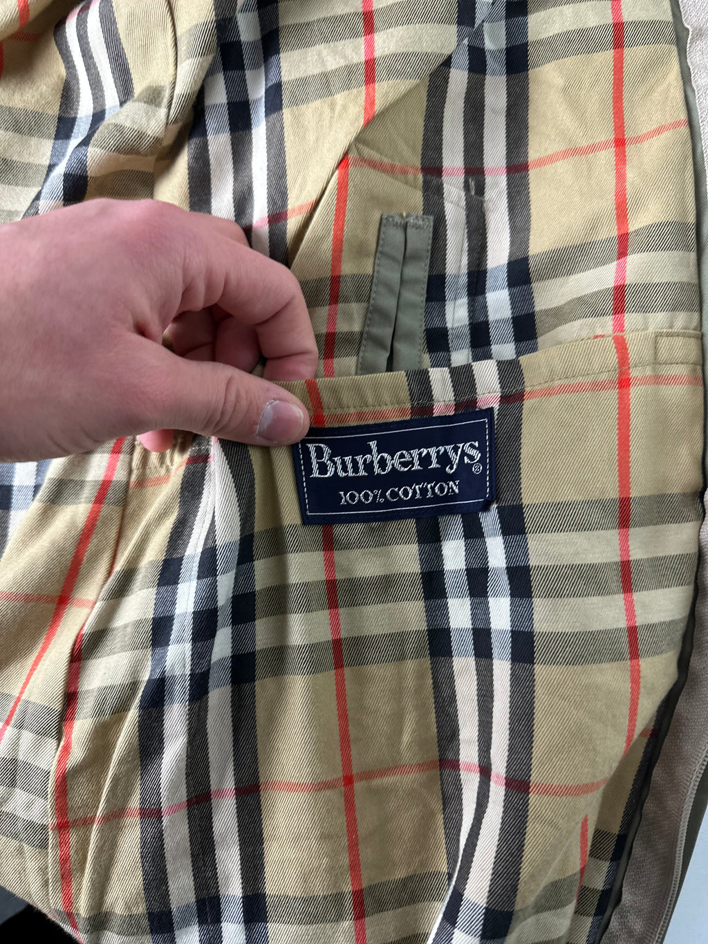 Burberrys Carcoat (48/M) including Inlet