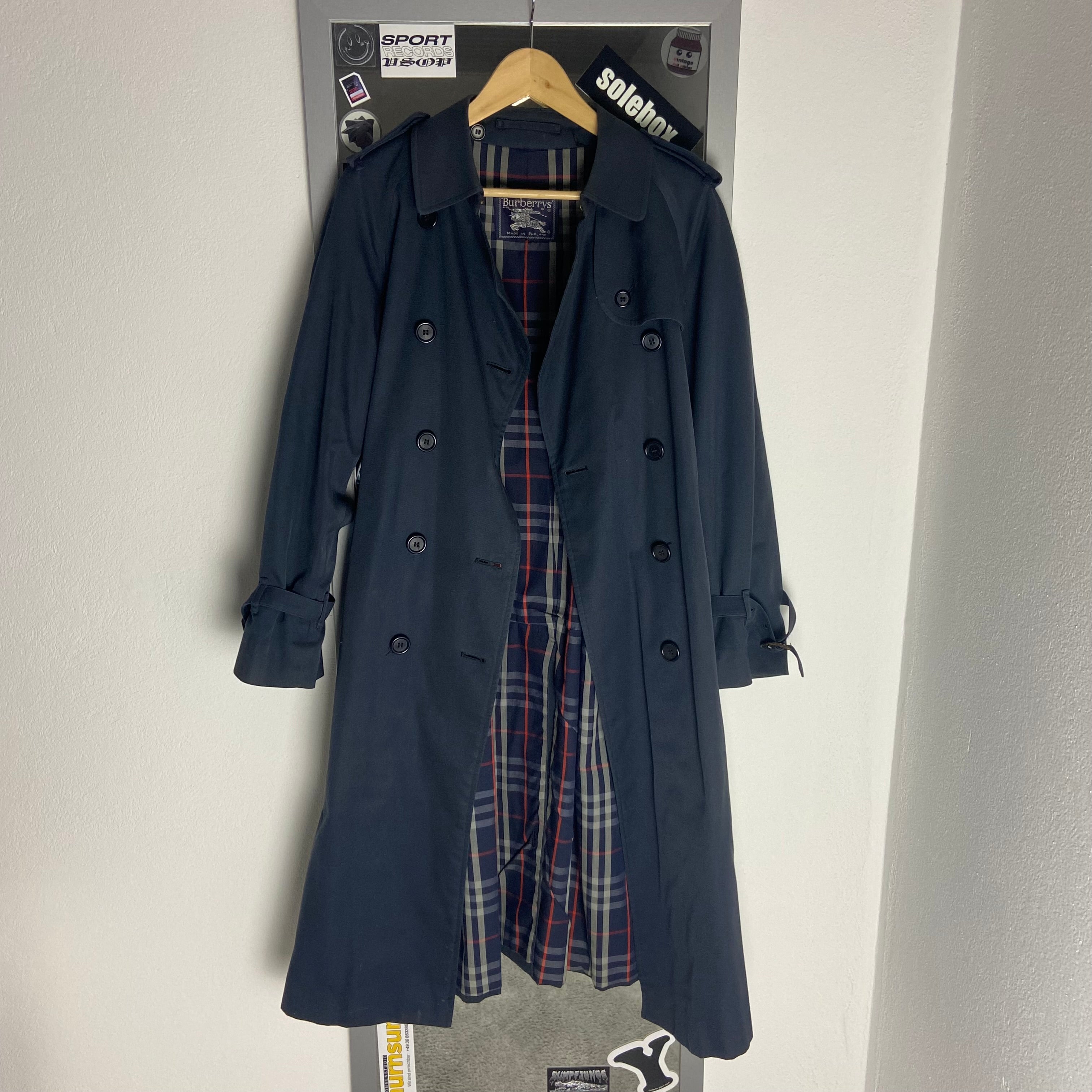 Burberry Trenchcoat Size 12/M