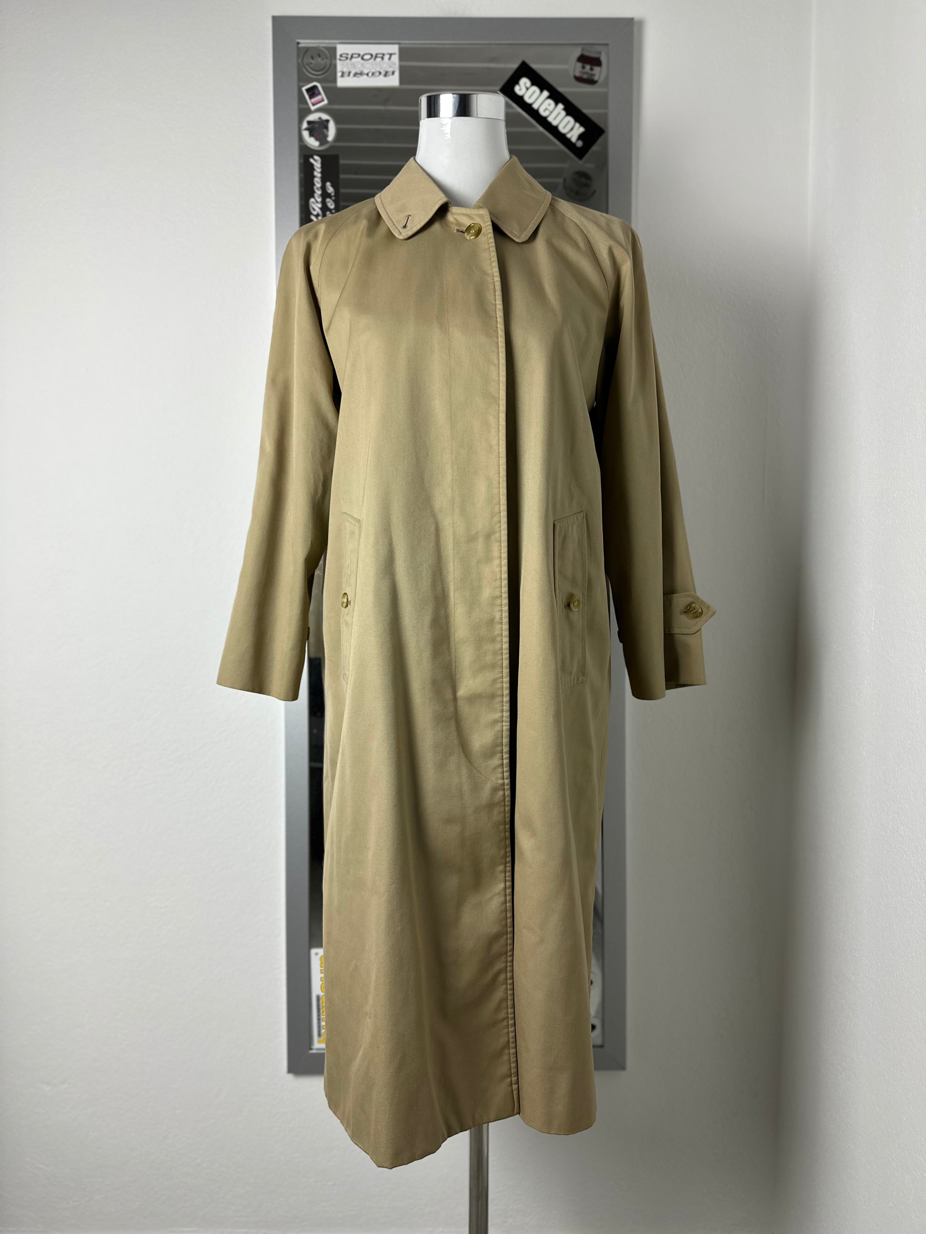 Burberrys Carcoat (10/S)