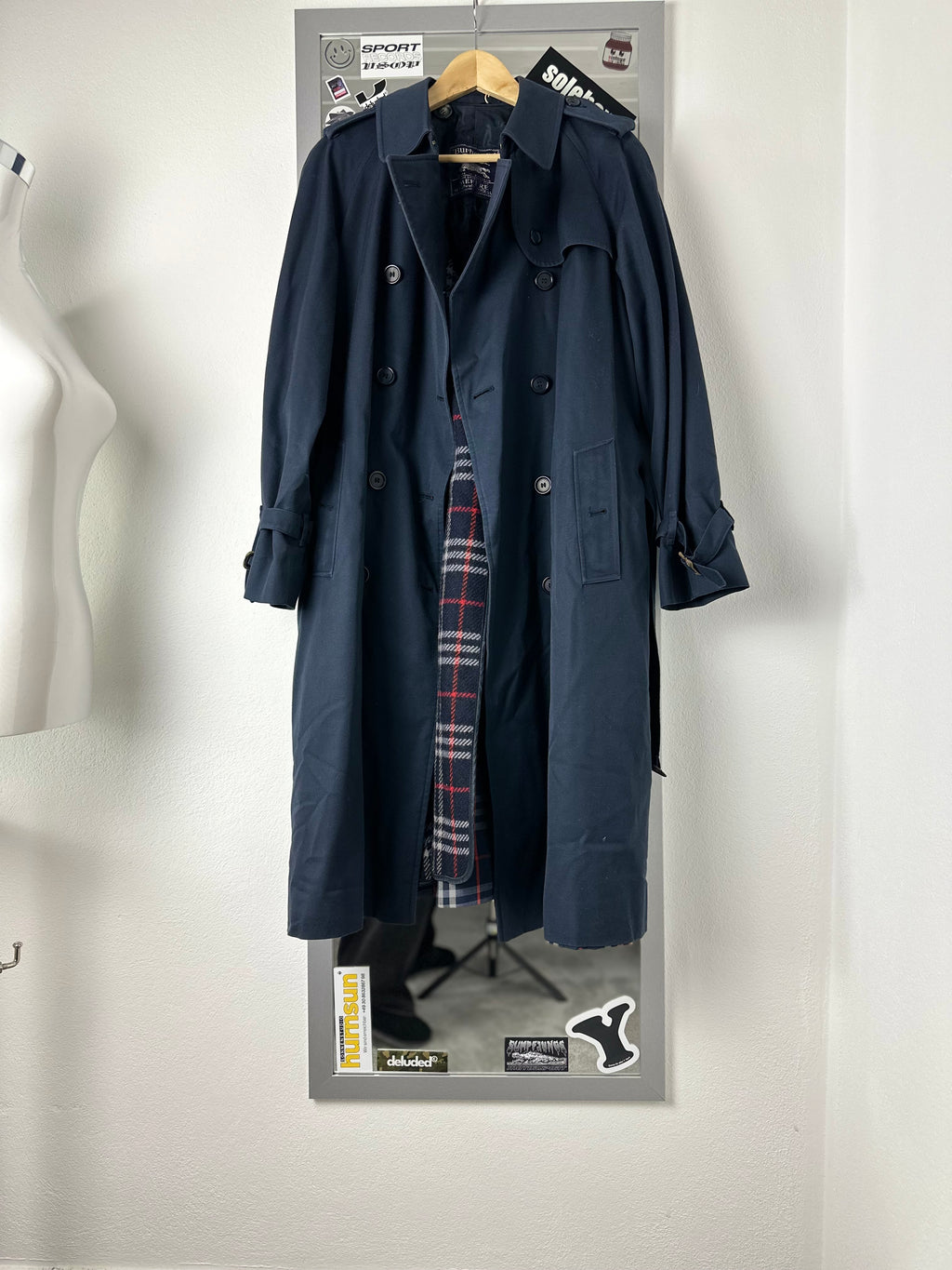 Burberrys Trenchcoat (14/L) including Inlet