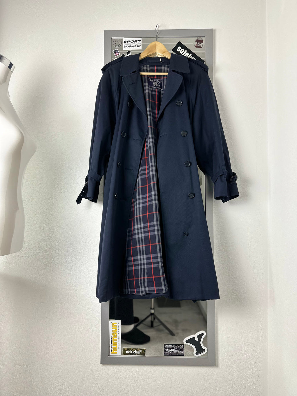 Burberrys Trenchcoat (10/S)