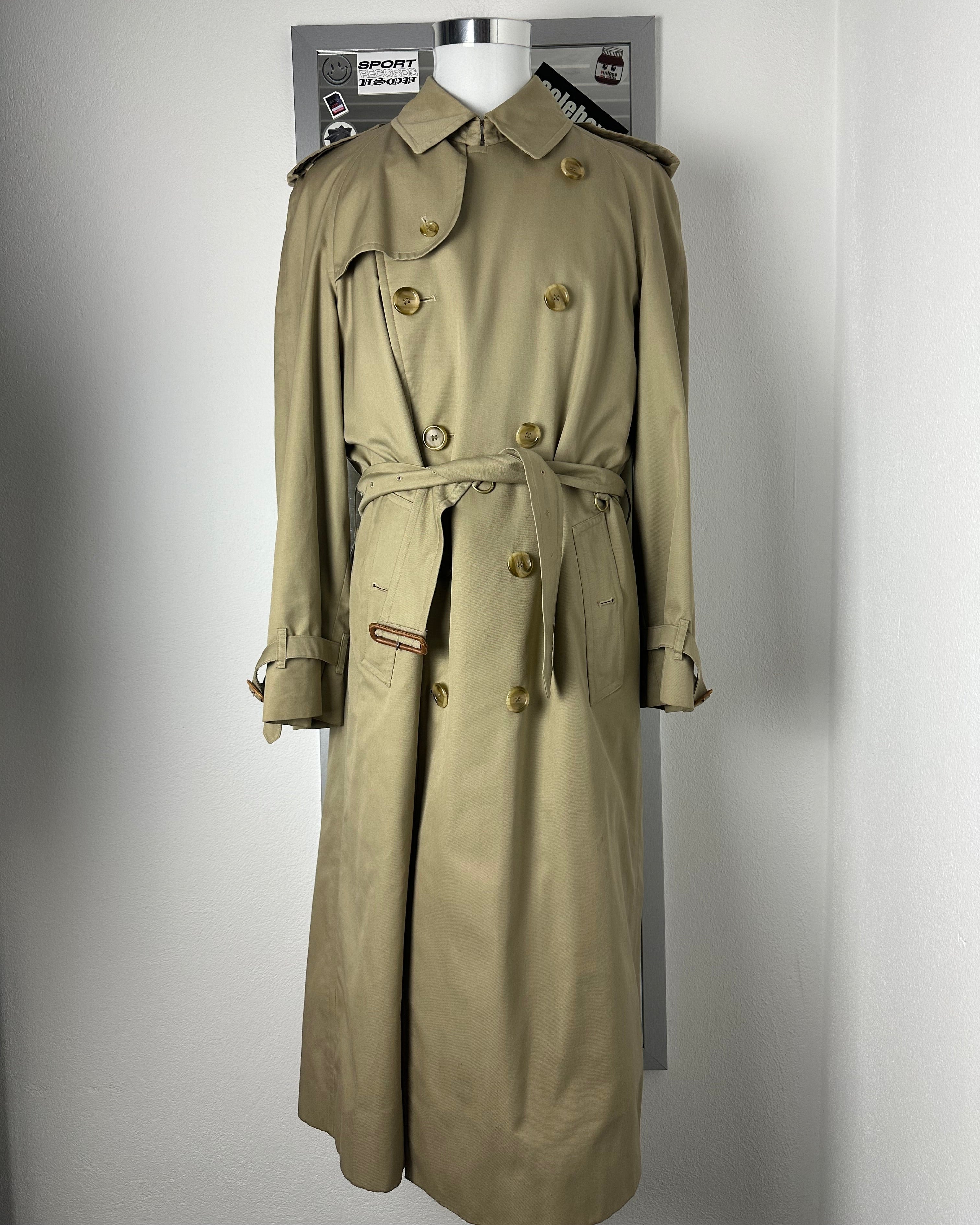 Burberrys Trenchcoat (50/L) including Inlet