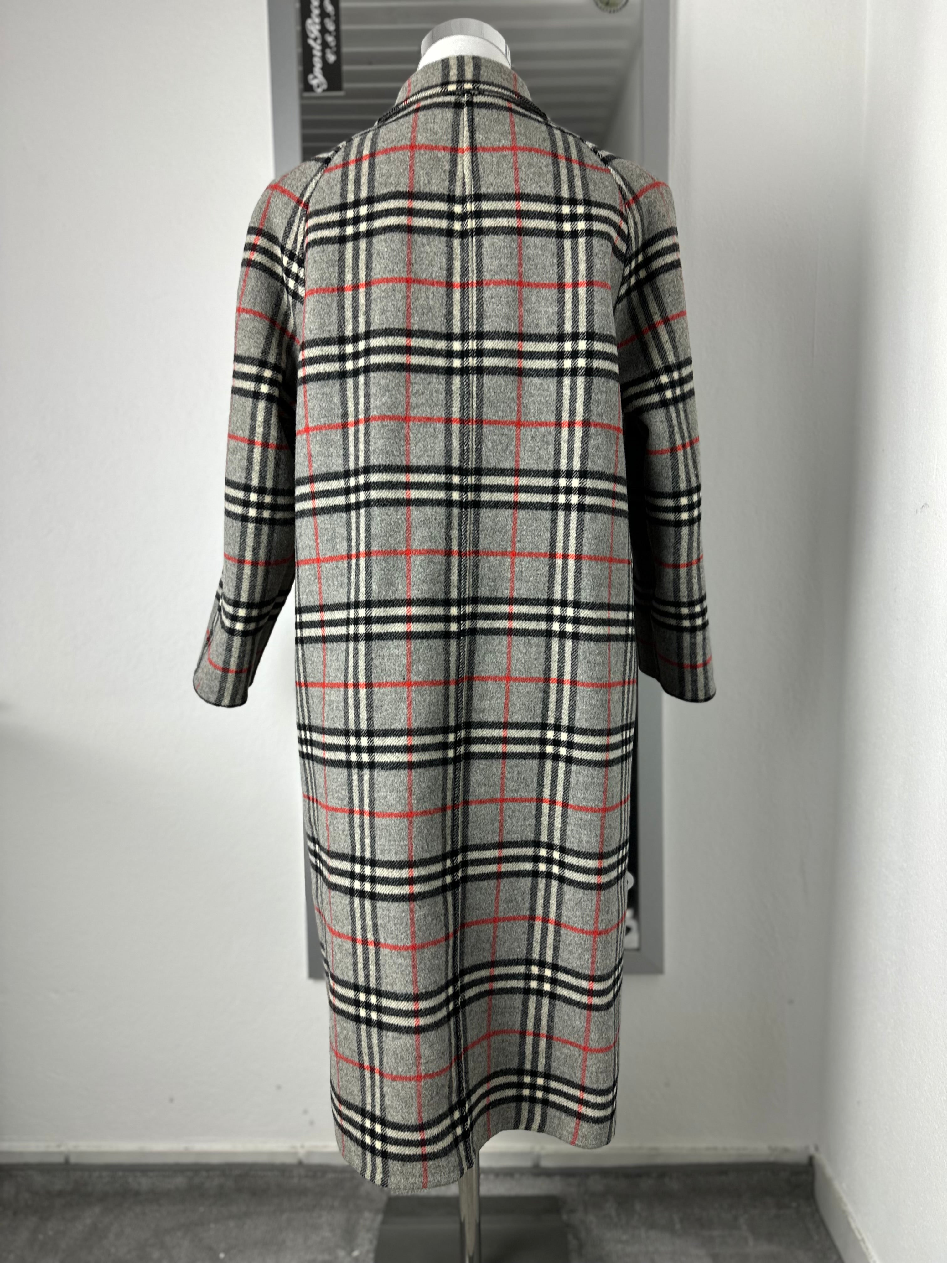 Burberrys Coat (8/XS)