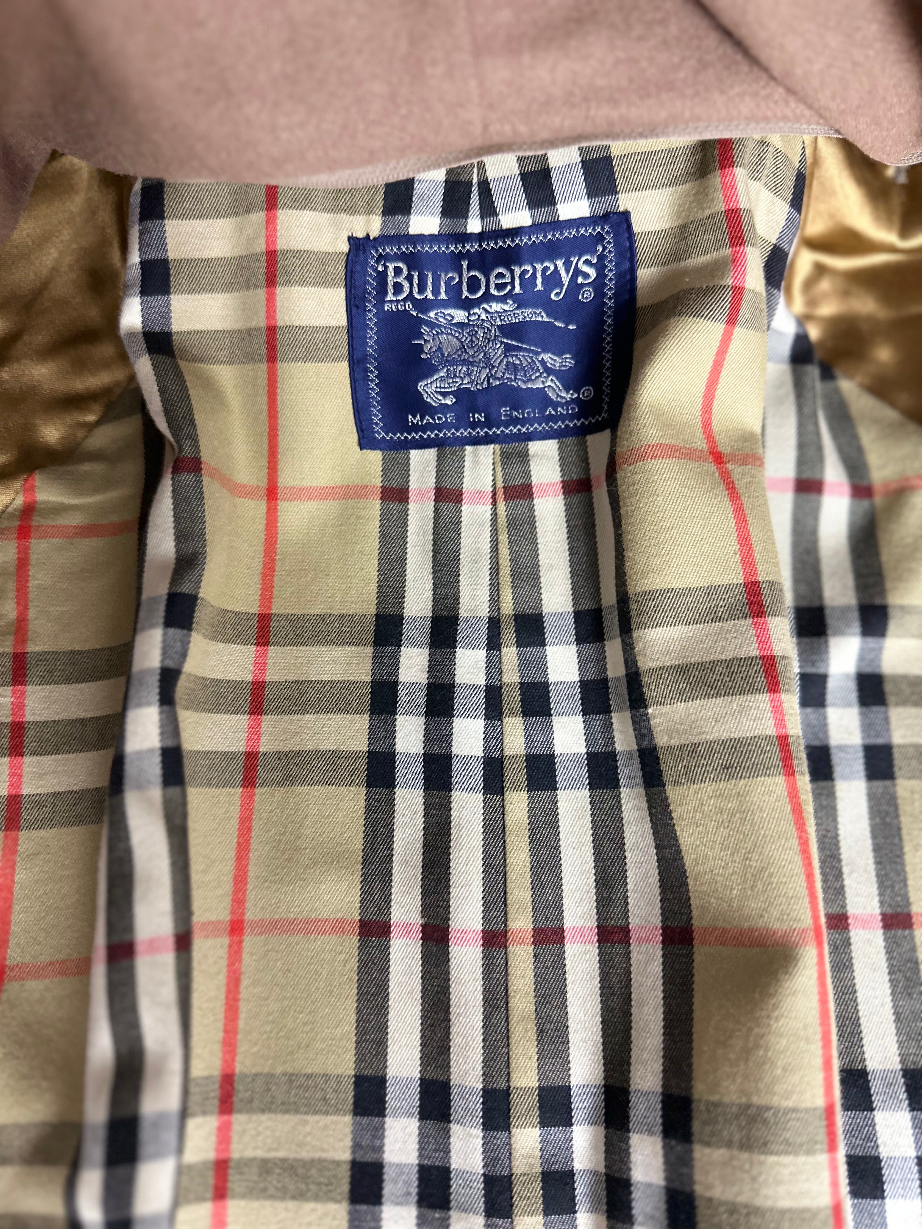 Burberrys Trenchcoat (54/XL) including Inlet