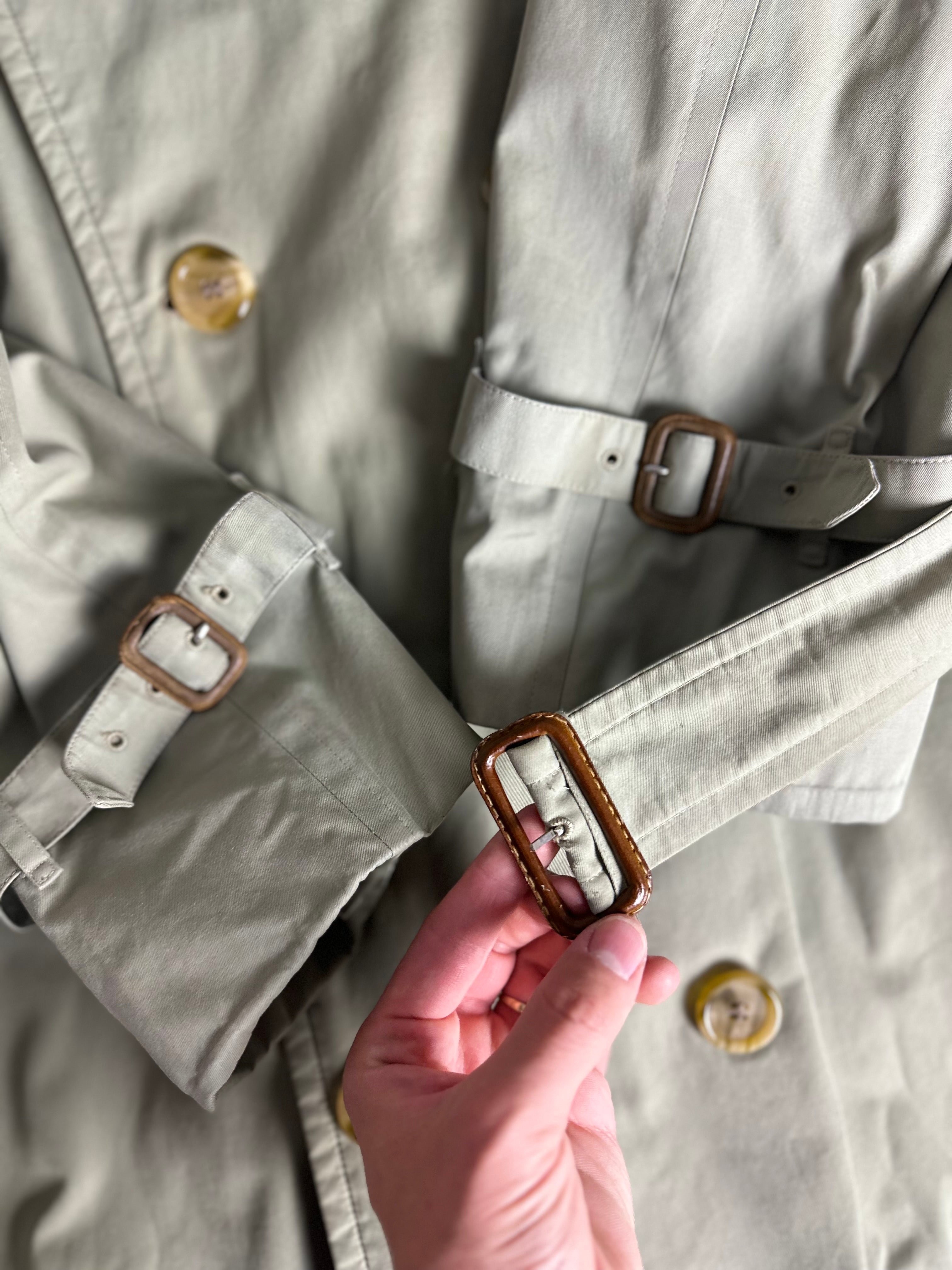 Burberrys Trenchcoat (54/XL) including Inlet