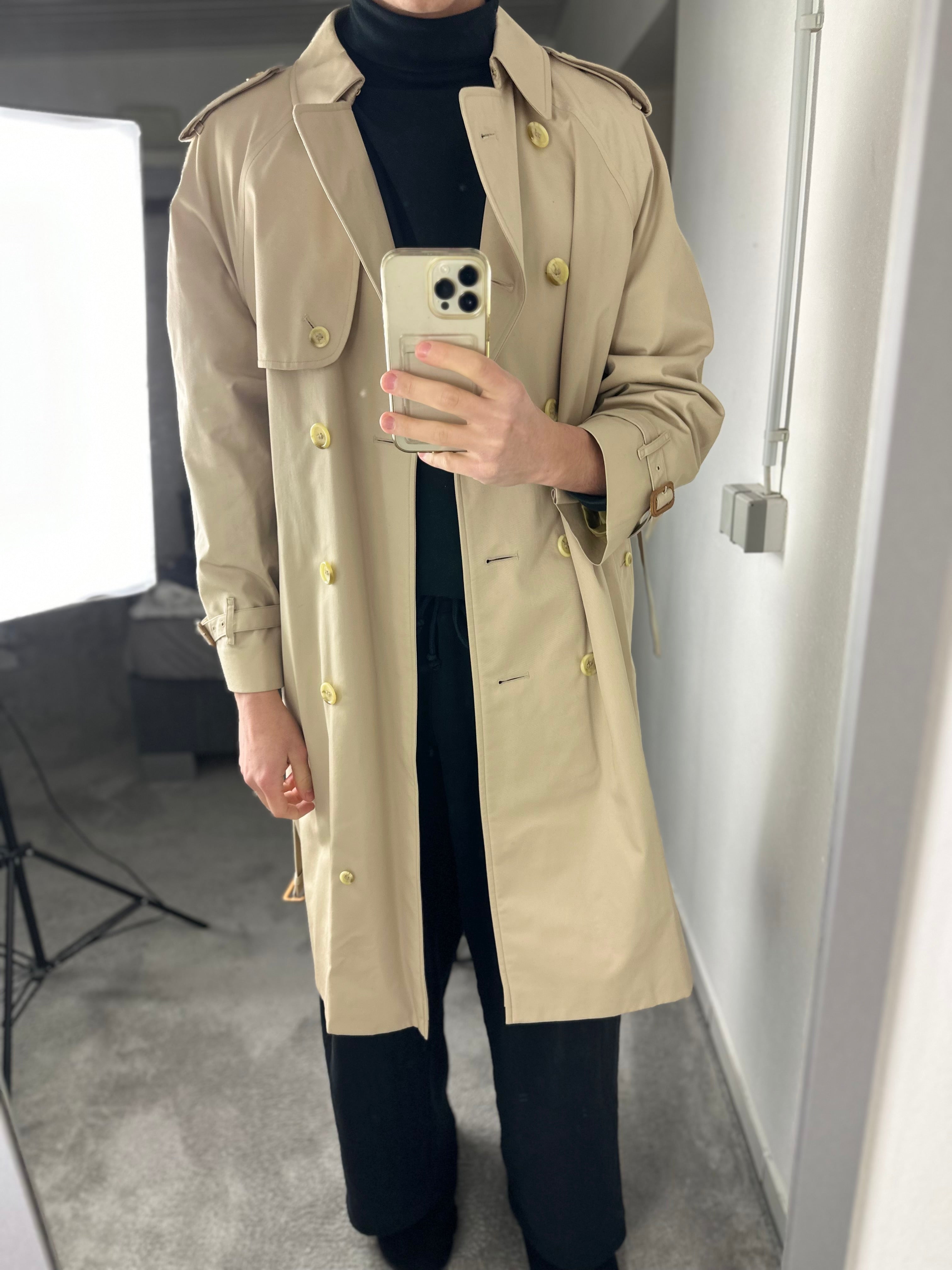 Burberrys Trenchcoat (16/XL)