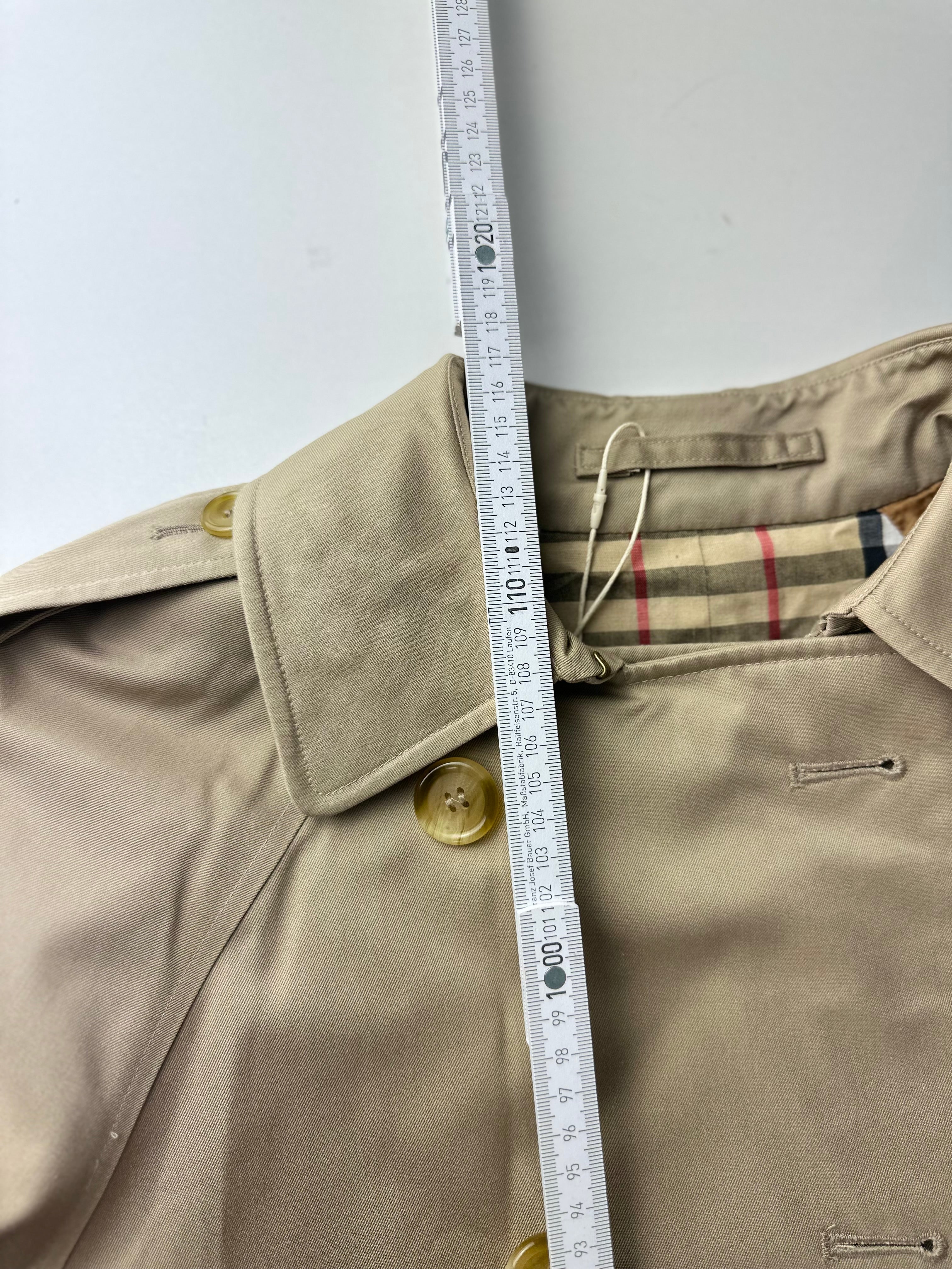 Burberrys Trenchcoat (12/M)