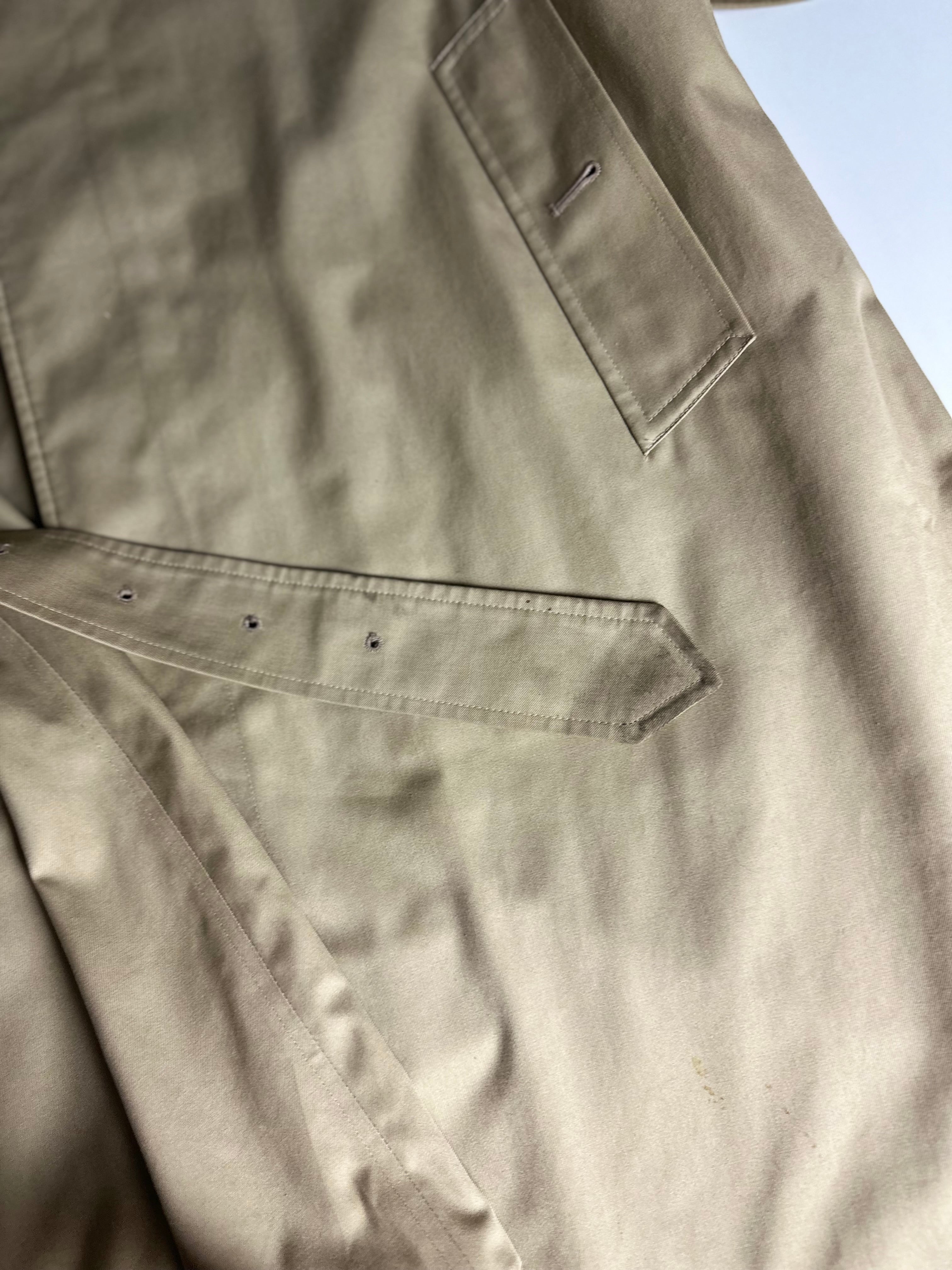Burberrys Trenchcoat (50/L)
