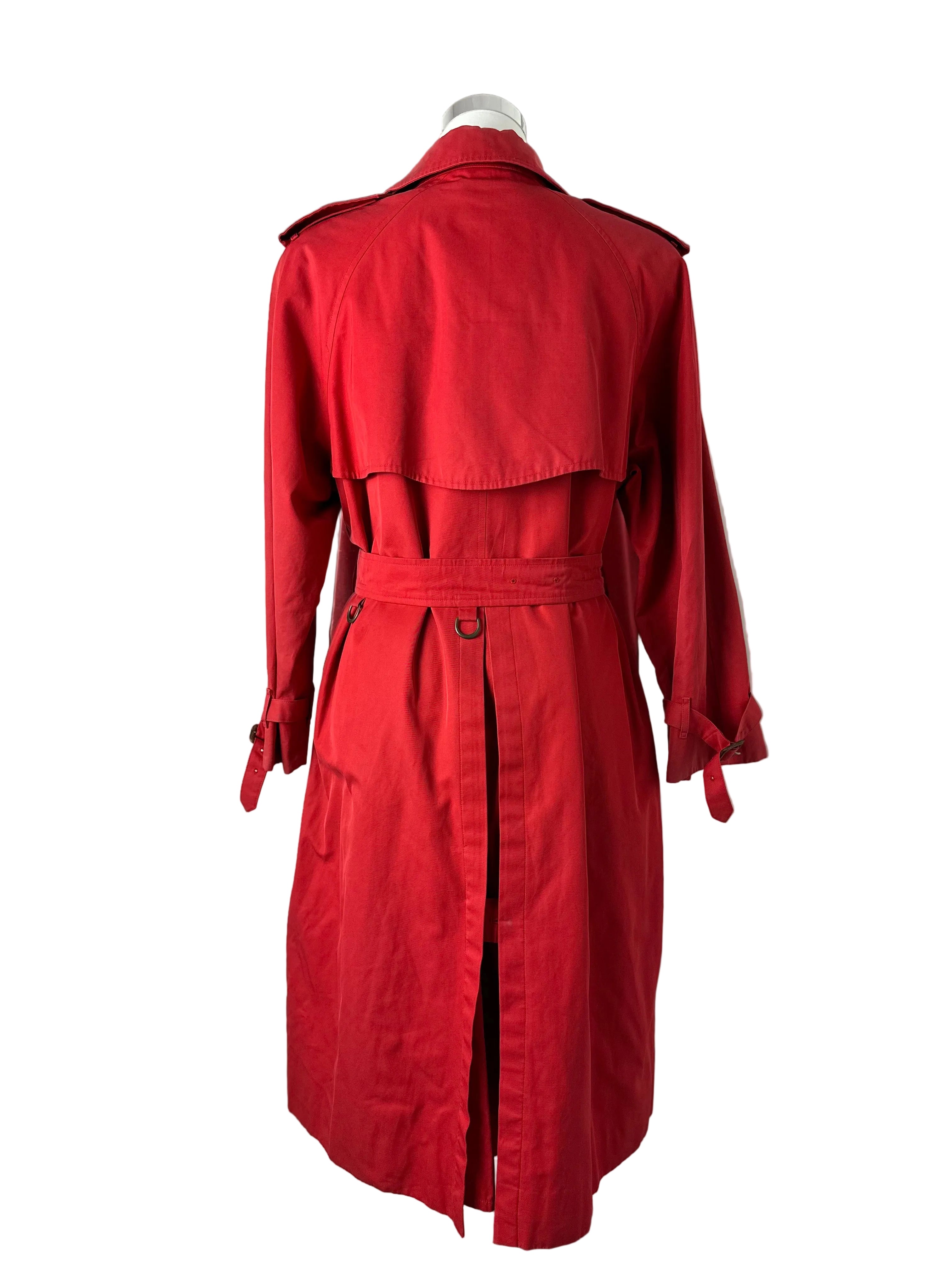 Burberrys Trenchcoat (12/M) including Inlet
