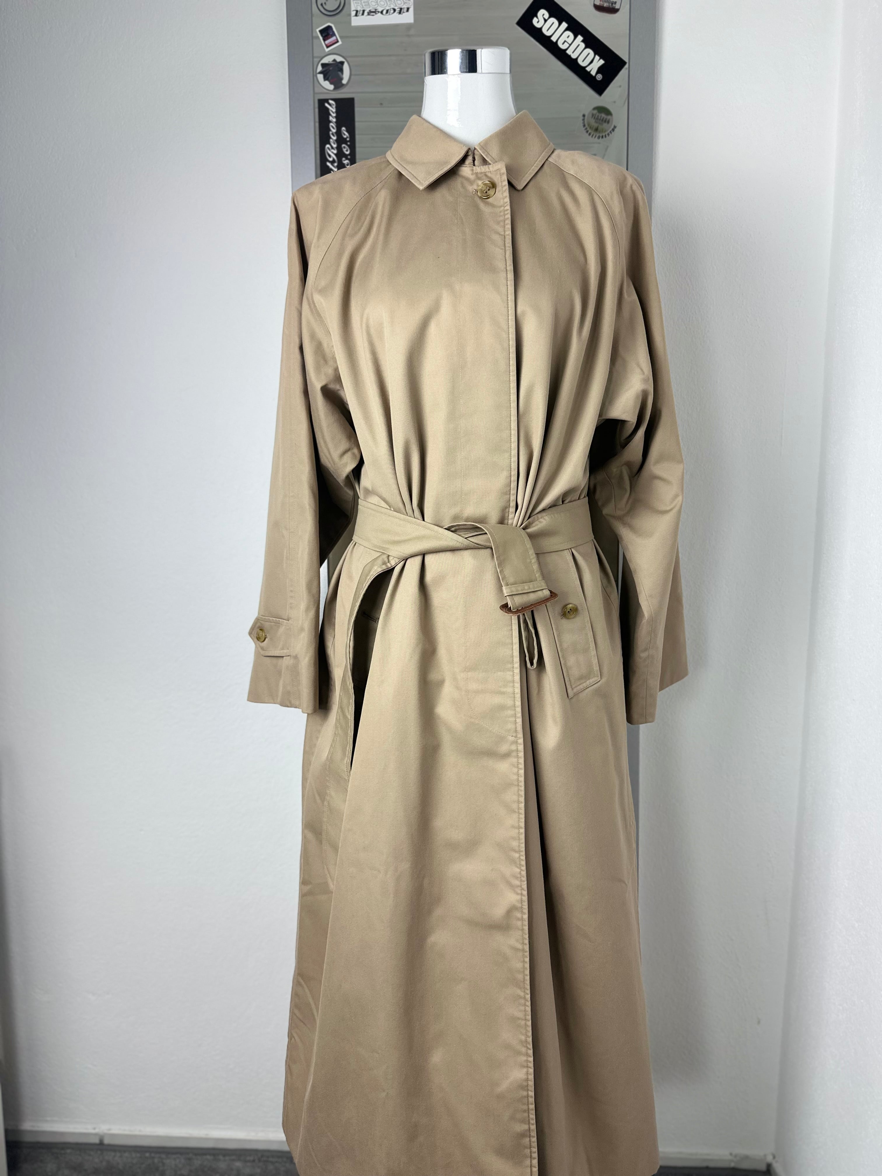 Burberrys Trenchcoat (14/L)