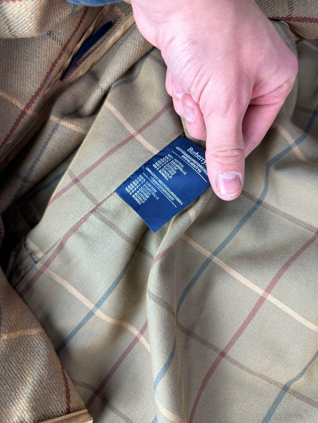 Burberrys Trenchcoat (46/S) including Inlet