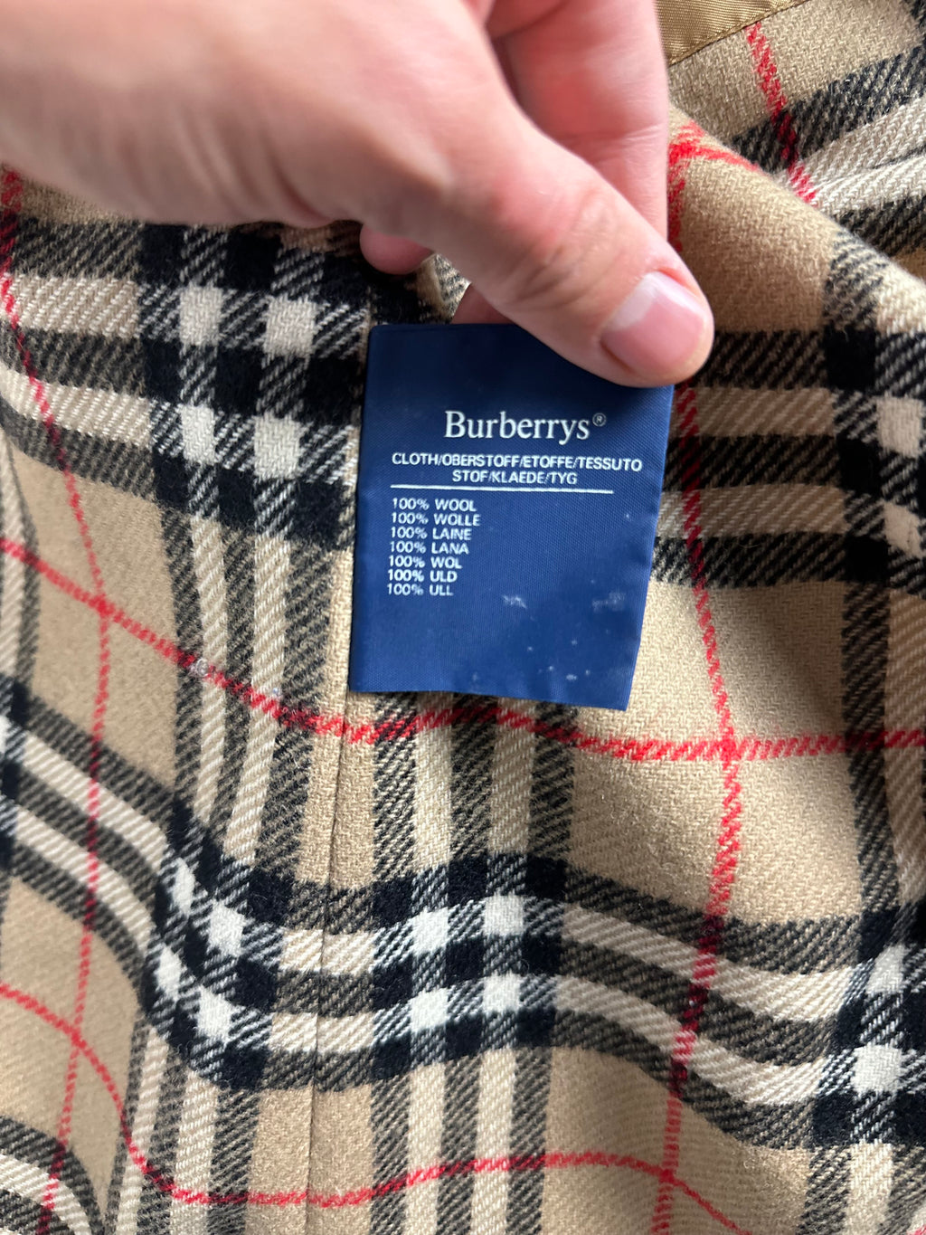 Burberrys Trenchcoat (50/L) including Inlet