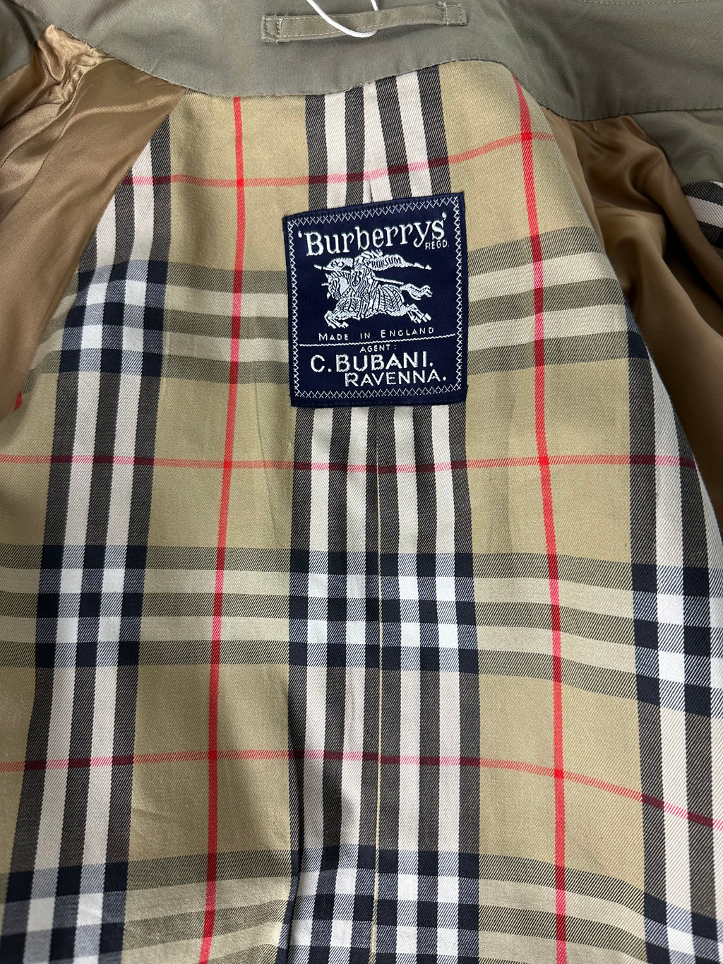 Burberrys Trenchcoat (50/L)