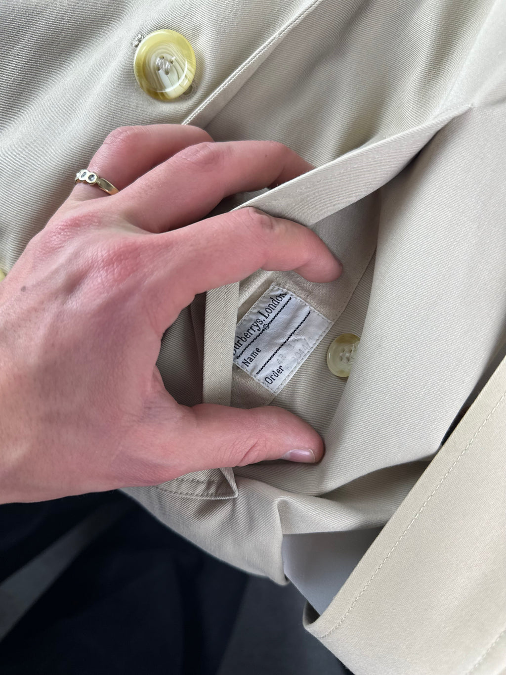 Burberrys Trenchcoat (4/XXXS) including Inlet