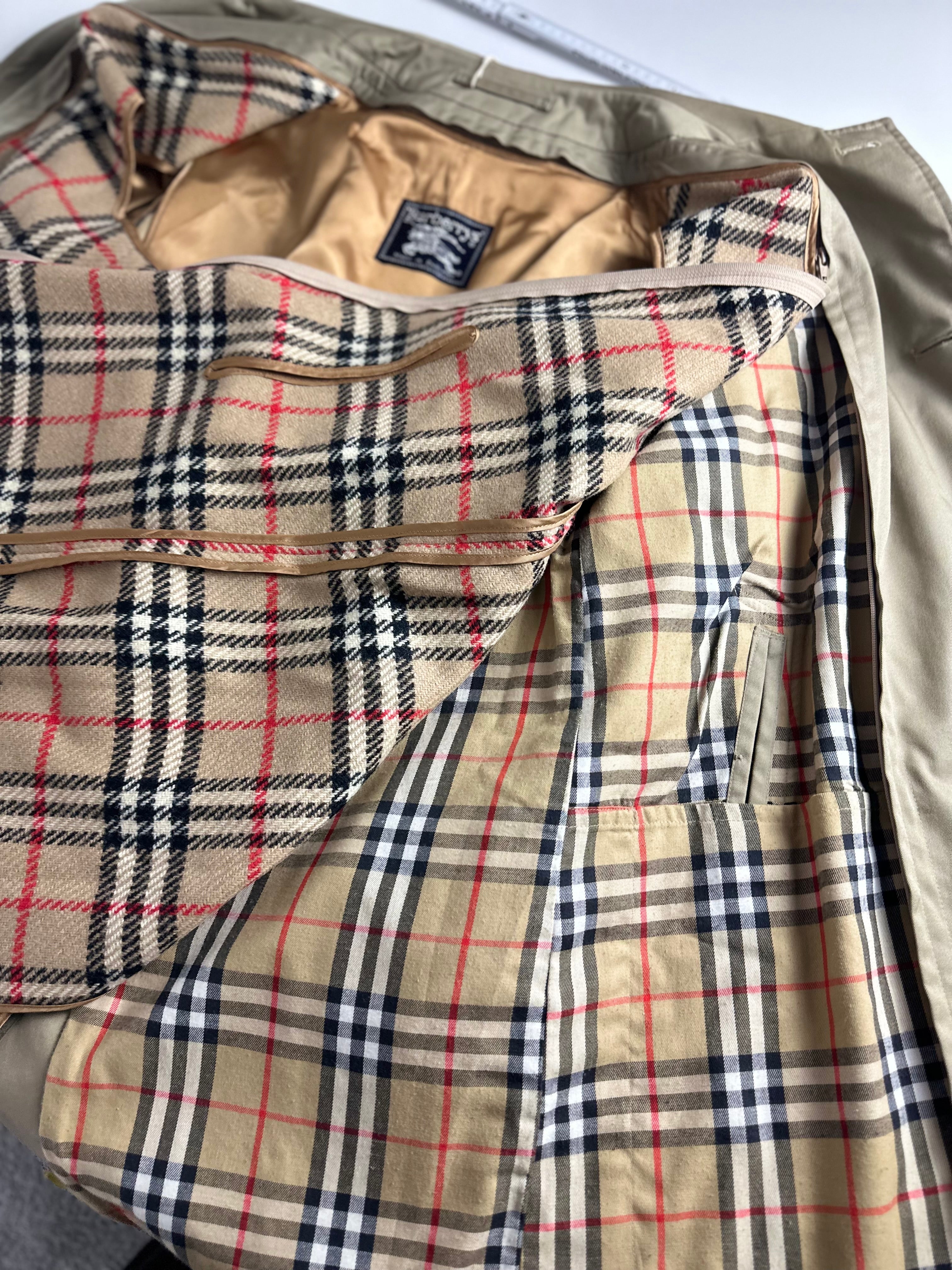 Burberrys Carcoat (50/L) including Inlet
