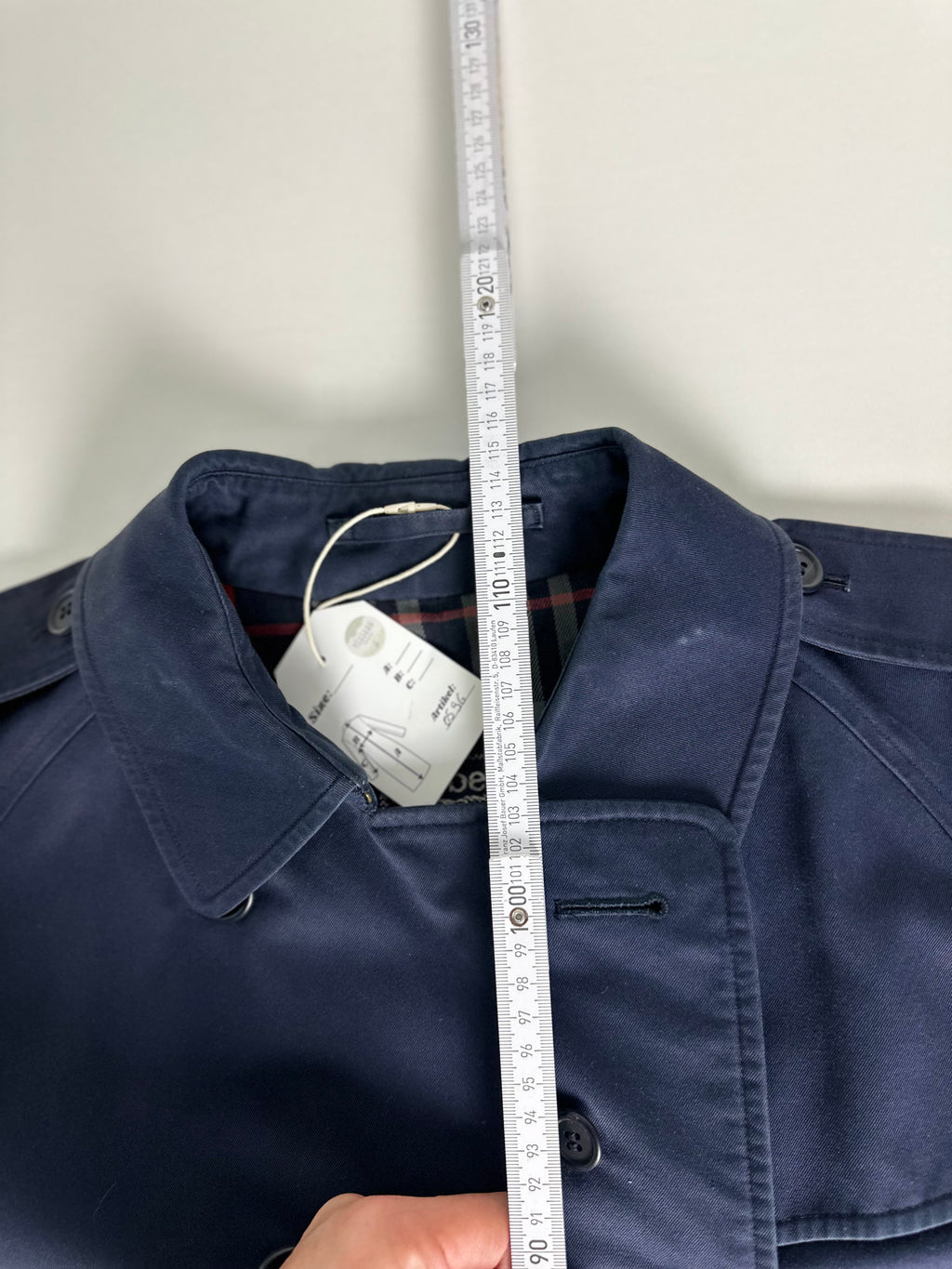 Burberrys Trenchcoat (10/S)