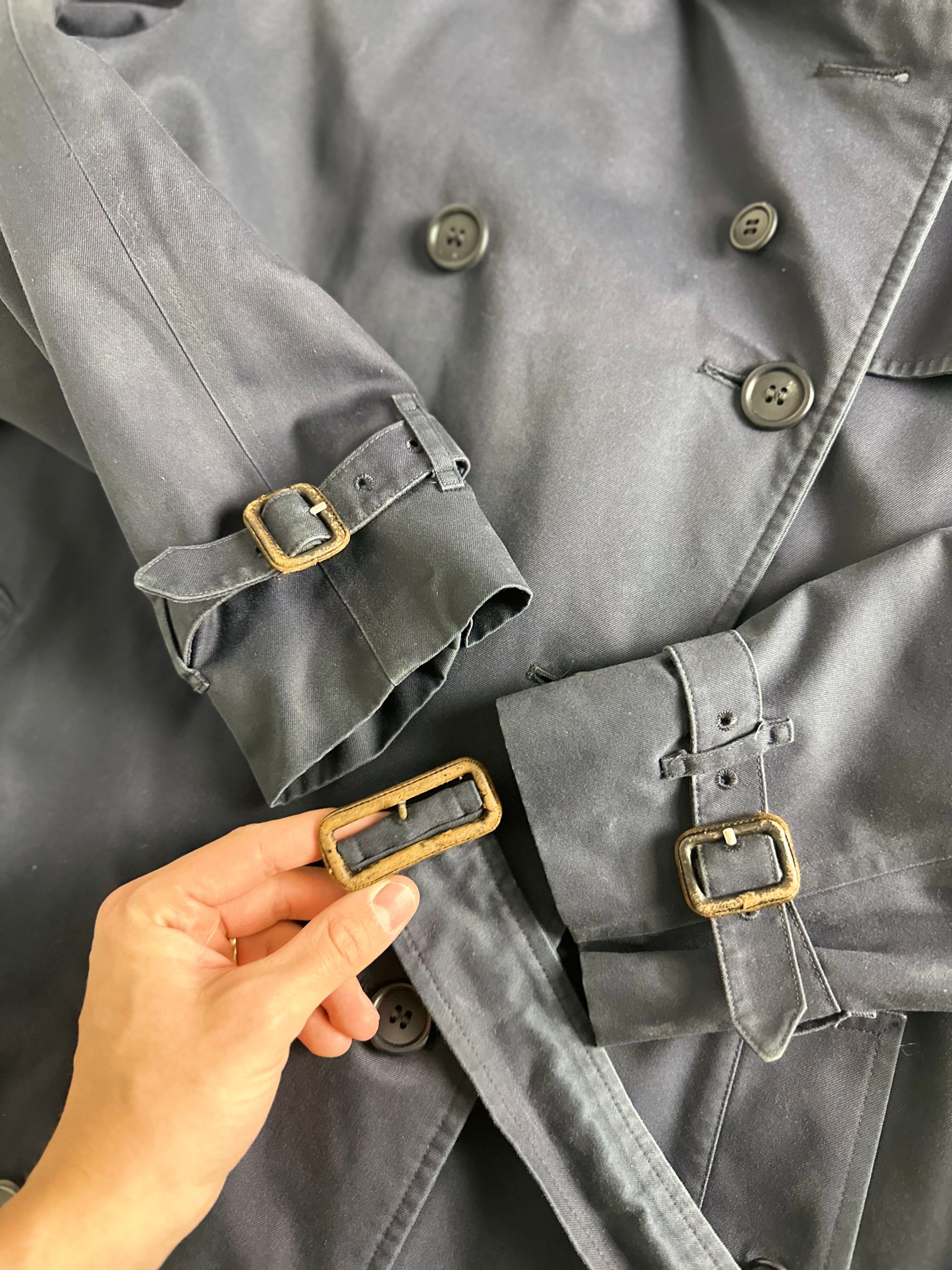 Burberrys Trenchcoat (10/S)