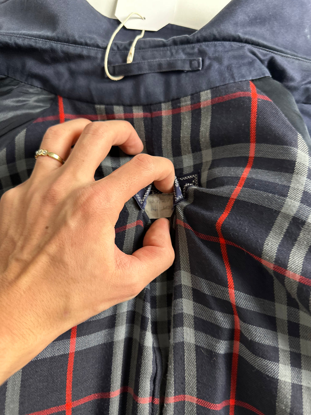 Burberrys Trenchcoat (10/S)