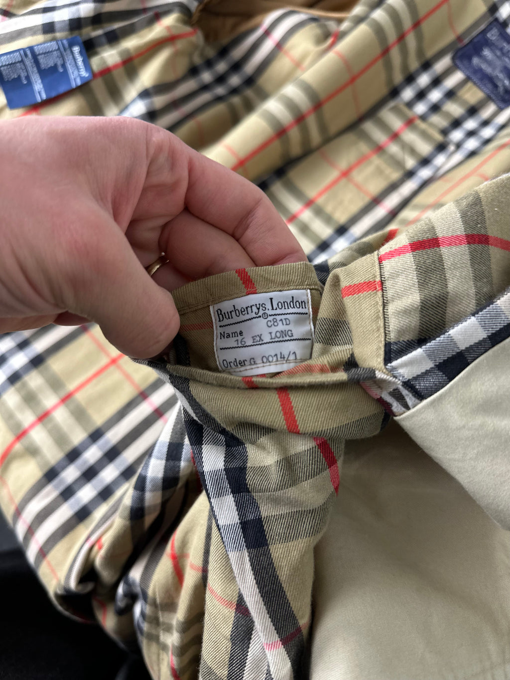 Burberrys Trenchcoat (14/L)