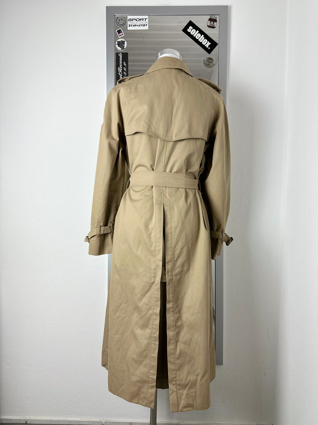 Burberrys Trenchcoat (12/M)