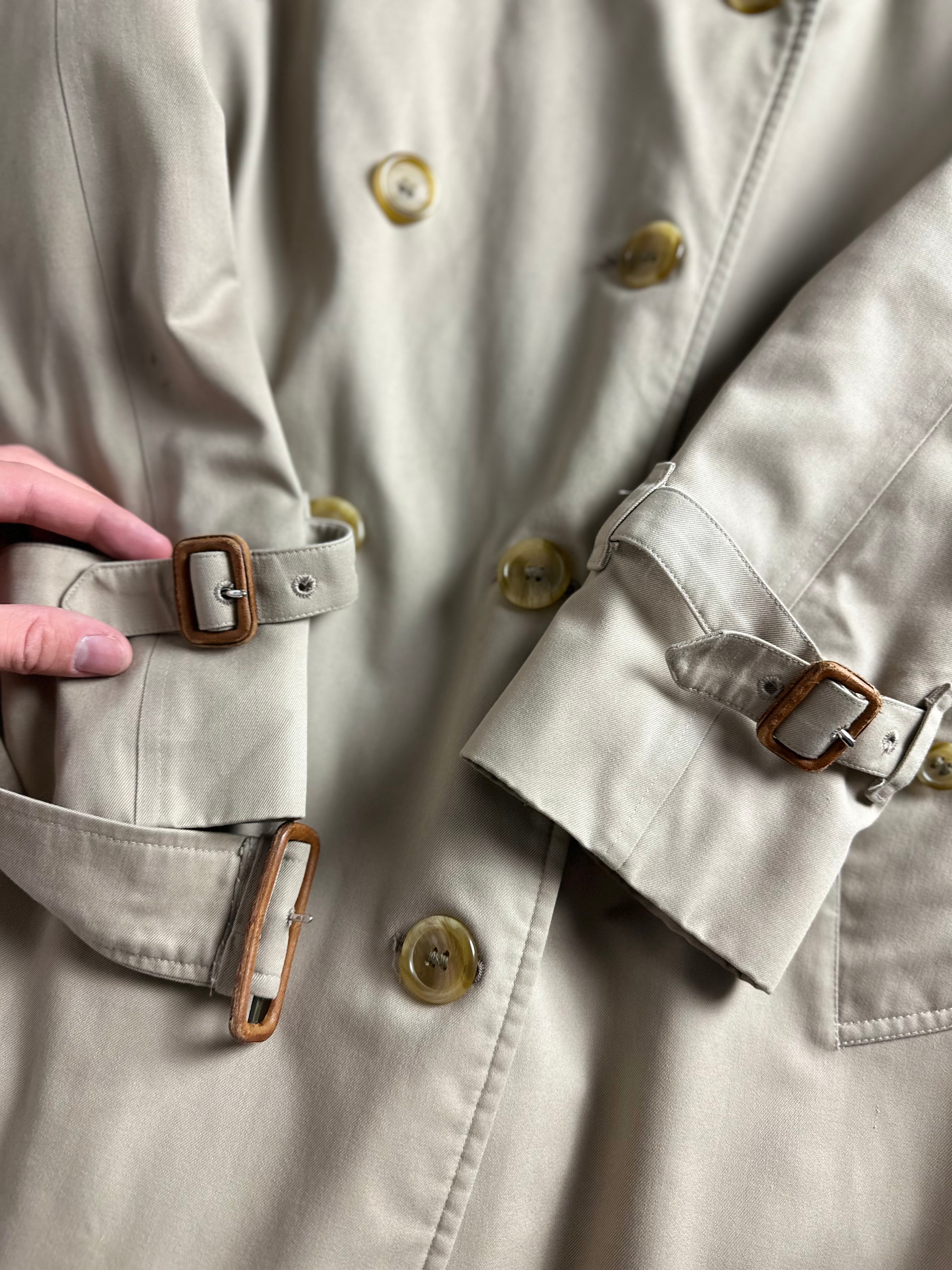 Burberrys Trenchcoat (14/L) including Inlet