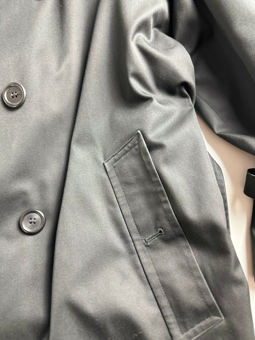 Burberrys Trenchcoat (50/L) including Inlet