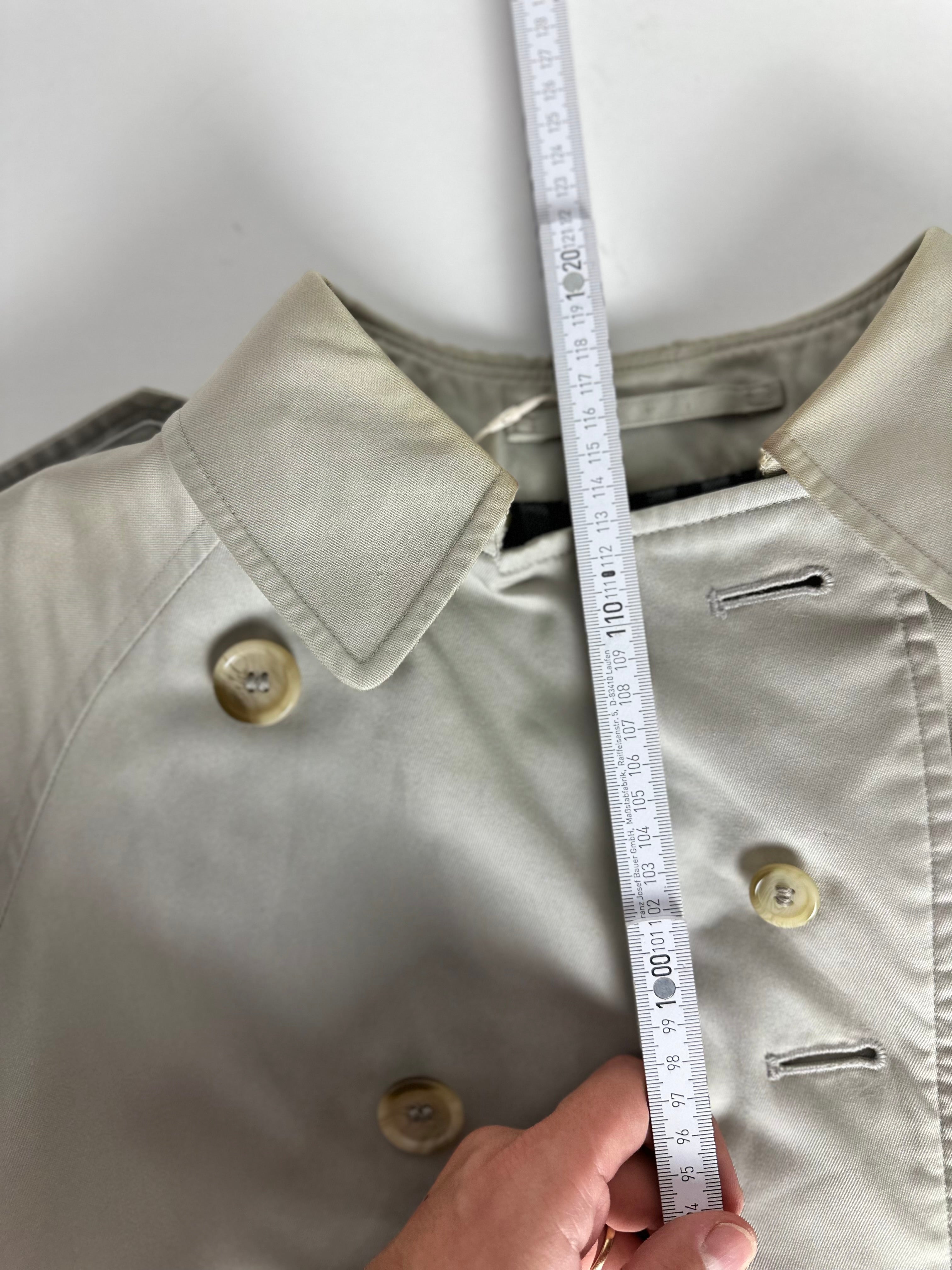 Burberrys Trenchcoat (12/M)