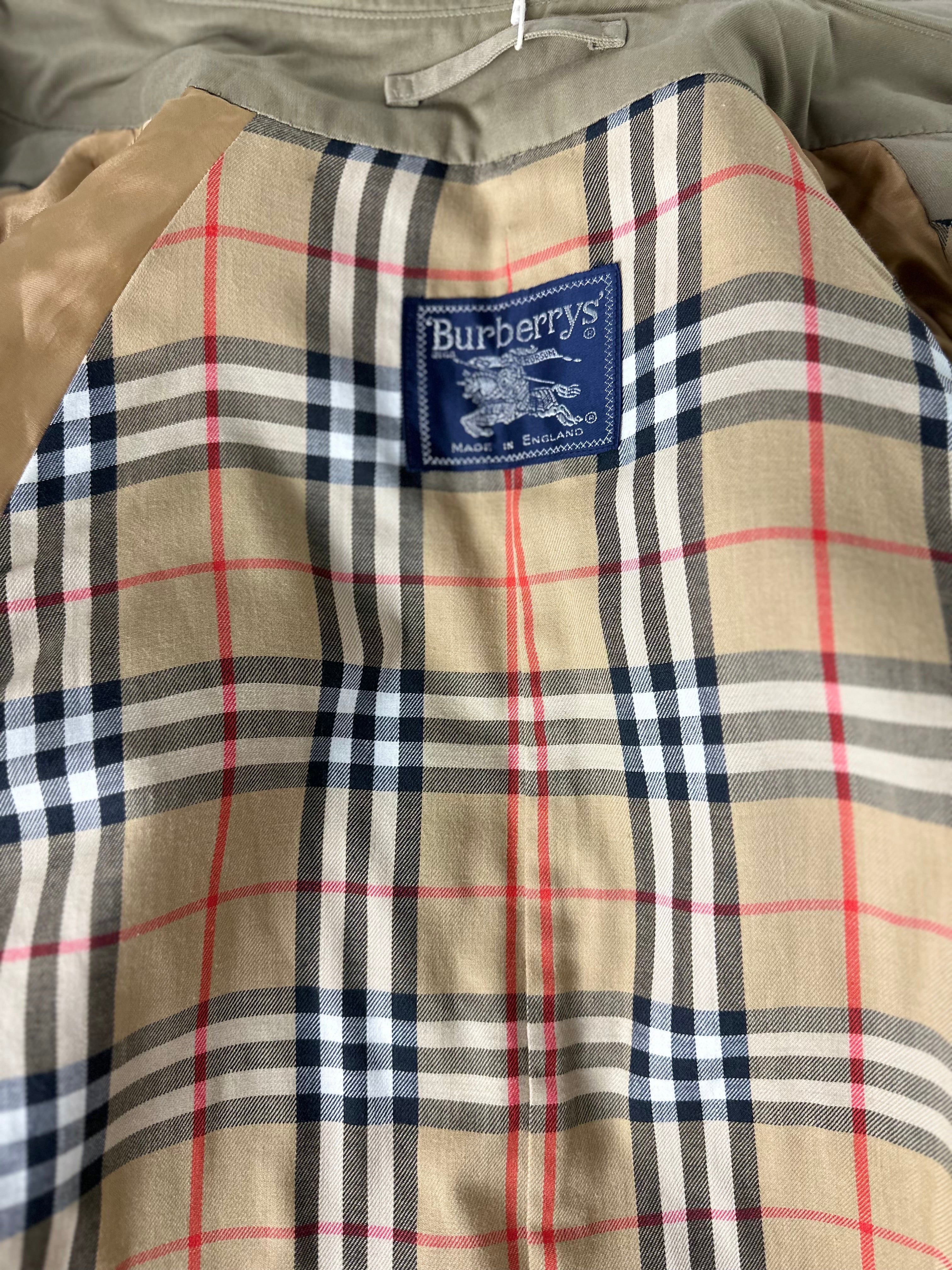 Burberrys Trenchcoat (50/L)