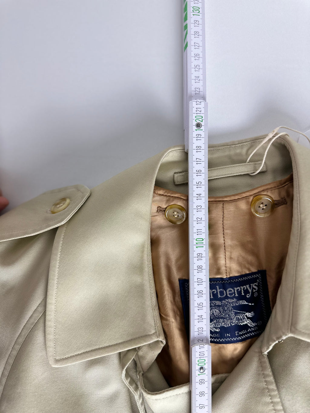 Burberrys Trenchcoat (46/S) including Inlet