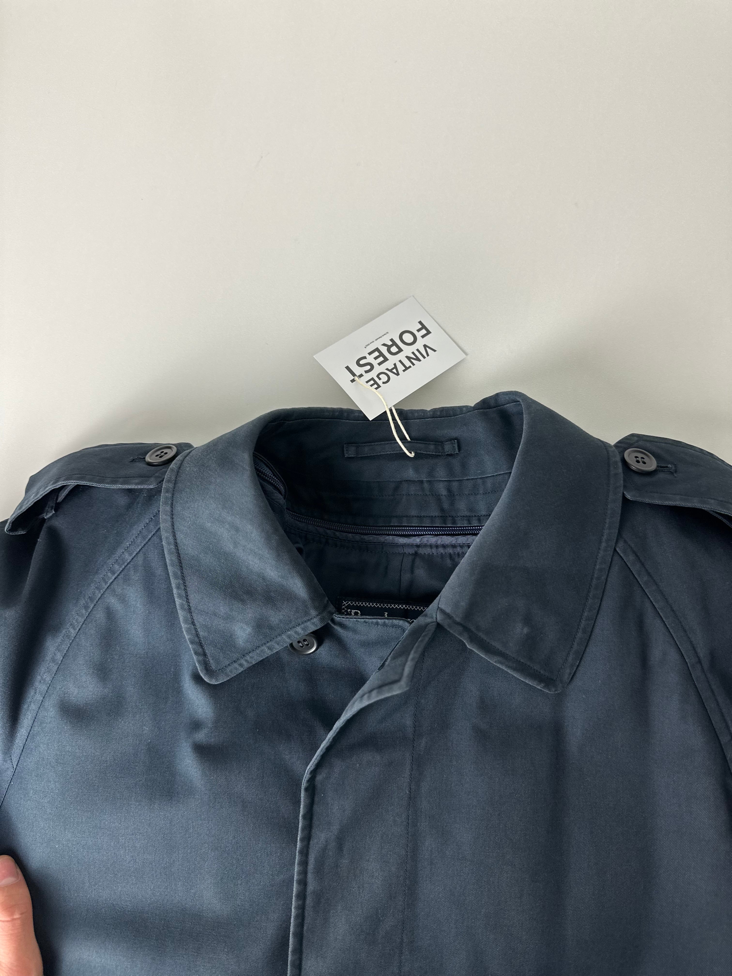 Burberrys Trenchcoat (46/S) including Inlet