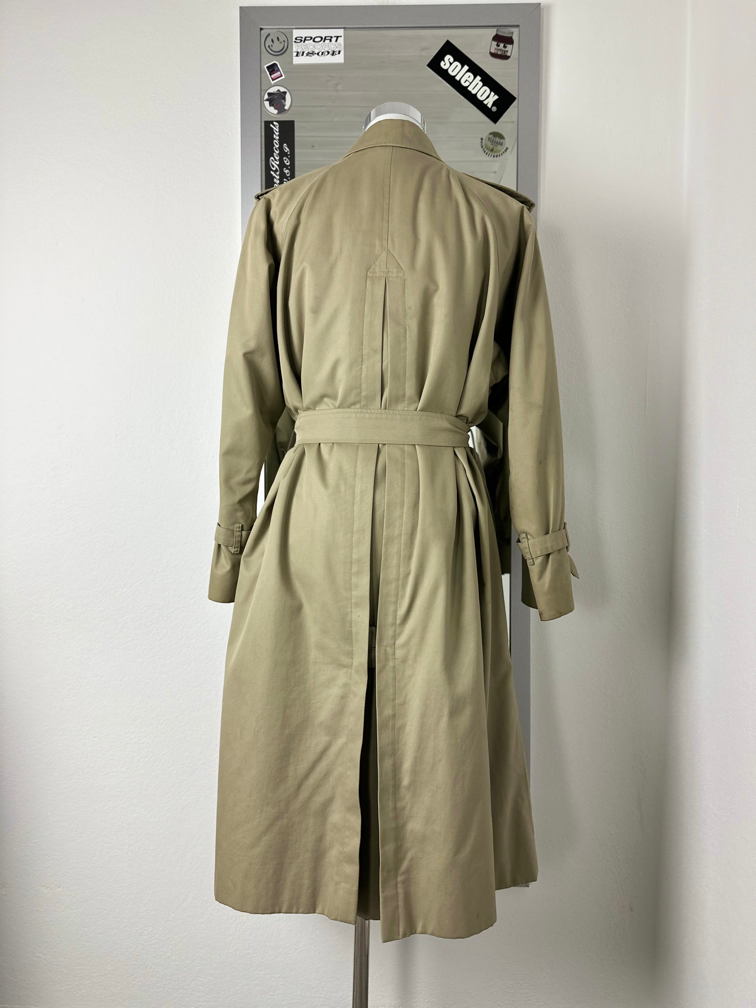 Burberrys Trenchcoat (12/M) including Inlet