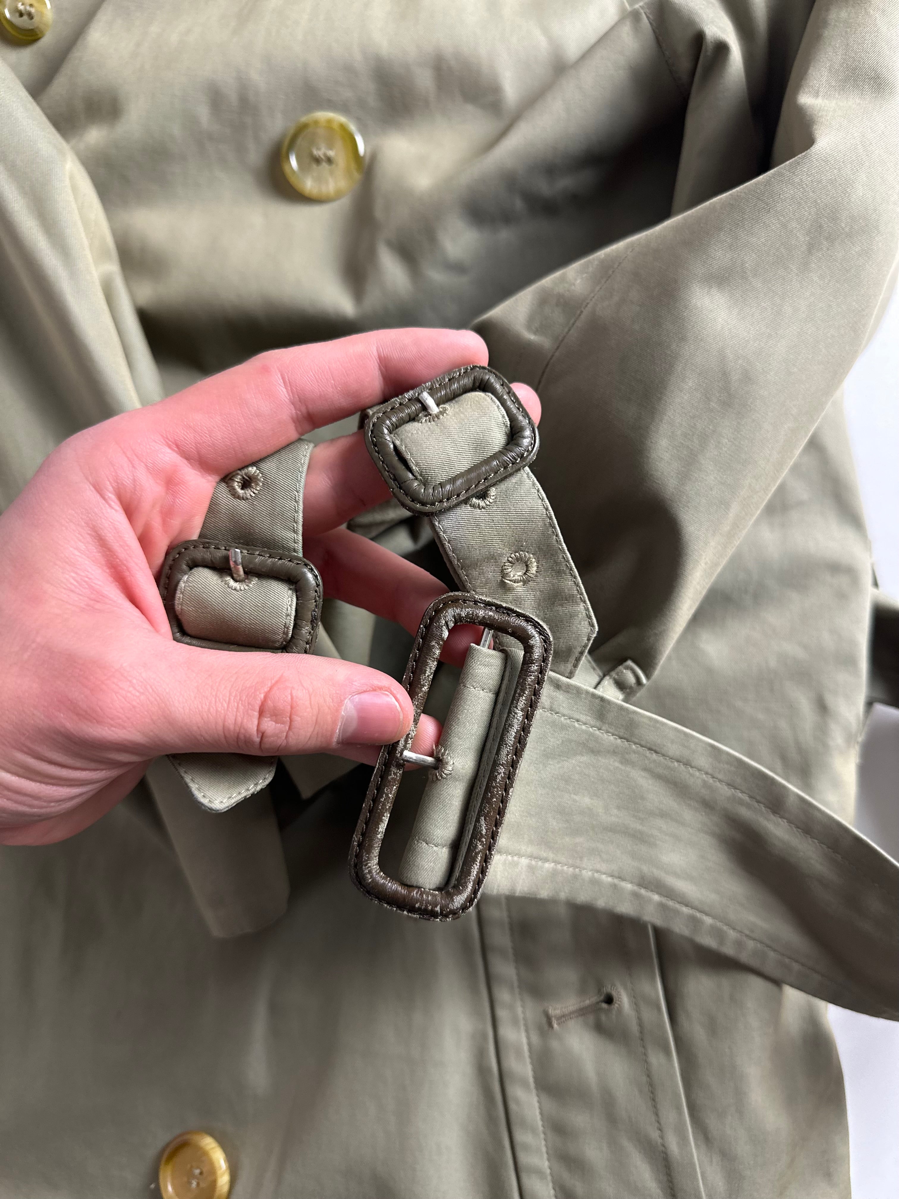 Burberrys Trenchcoat (46/S) including Inlet