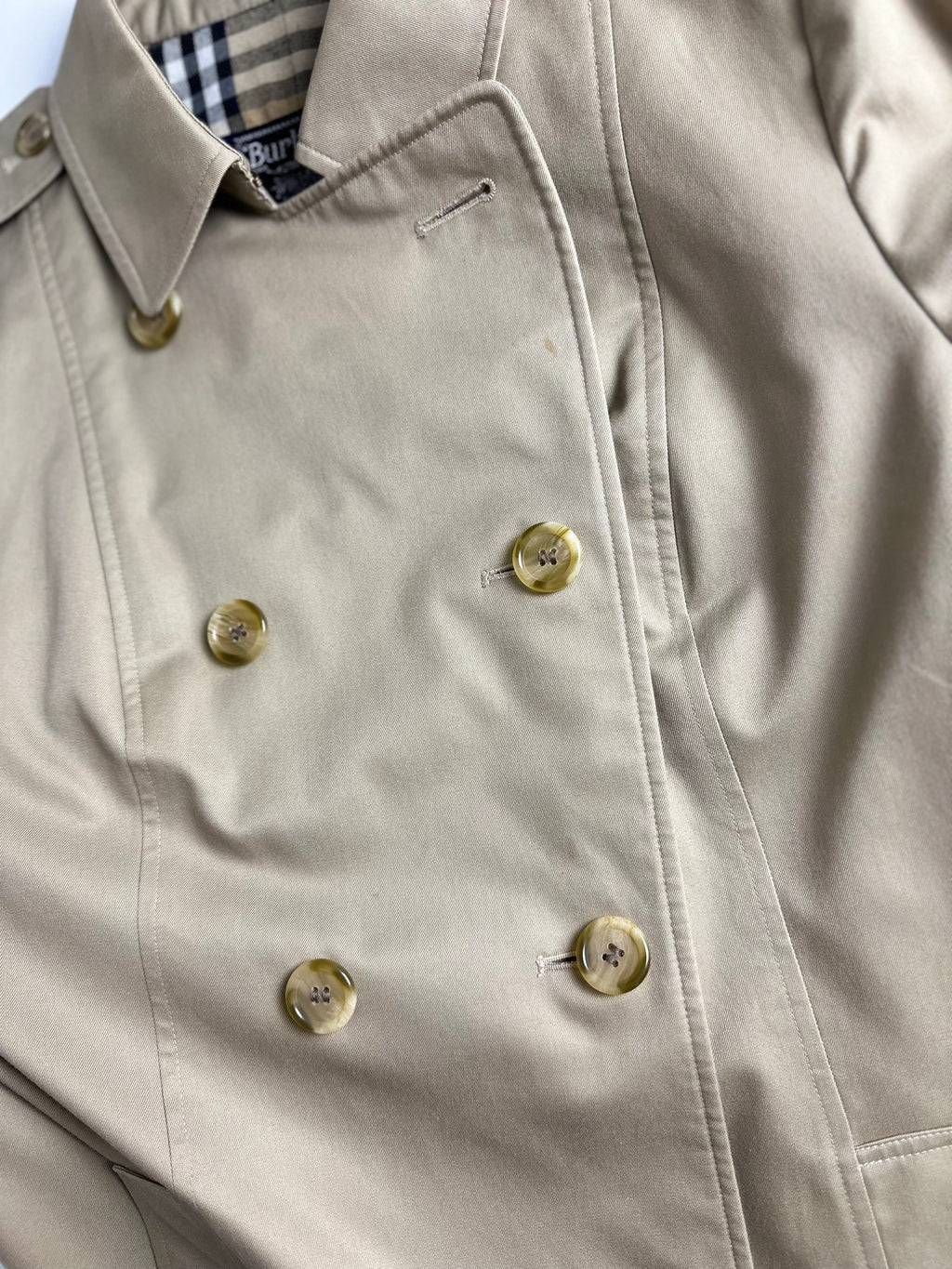 Burberrys Trenchcoat (10/S)