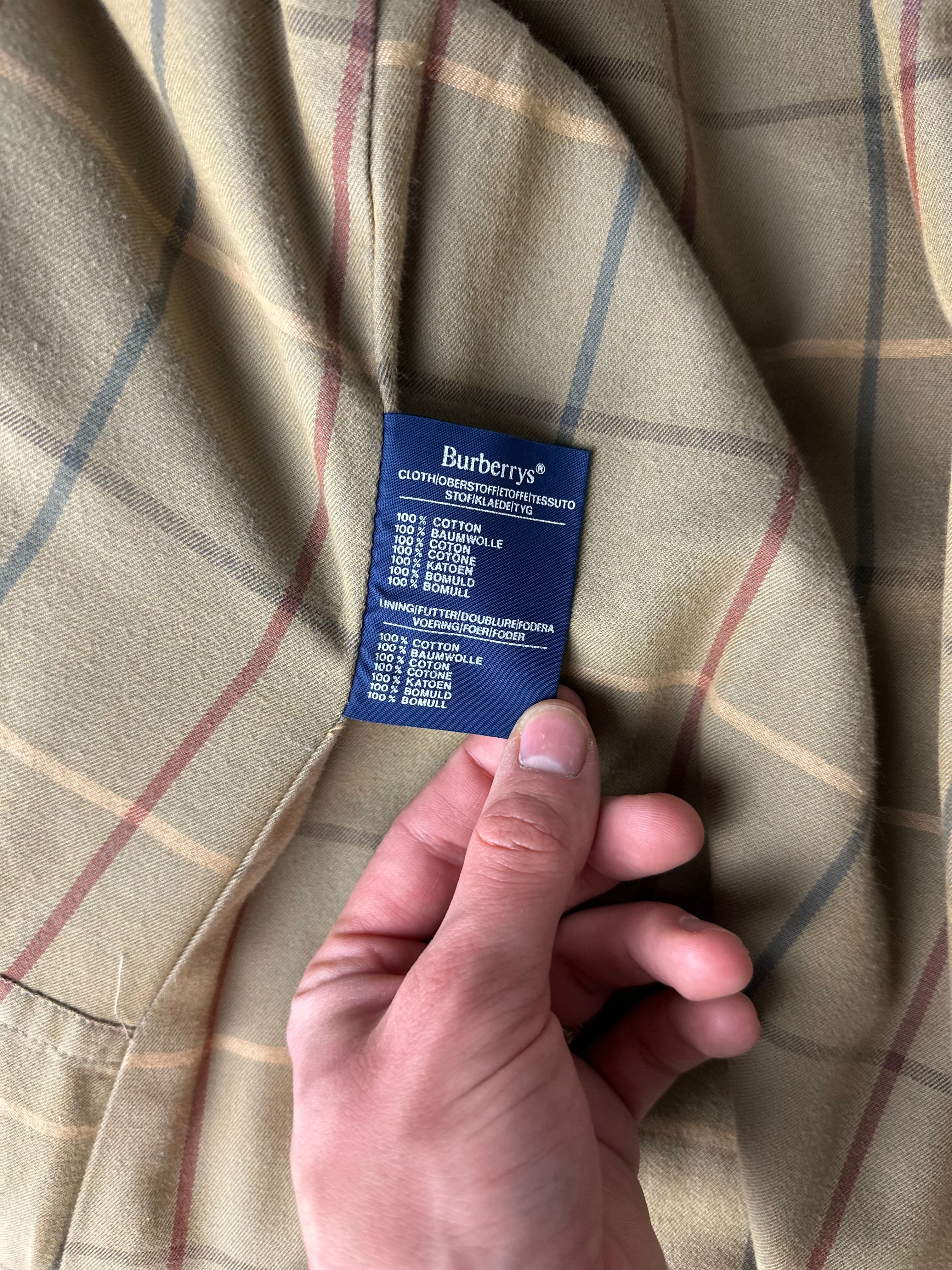 Burberrys Trenchcoat (54/XL) including Inlet