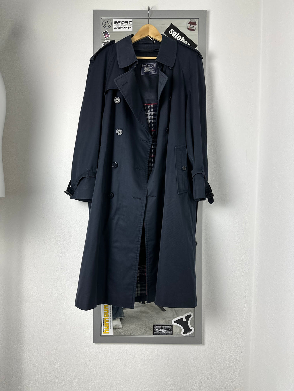 Burberrys Trenchcoat (52/L) including Inlet